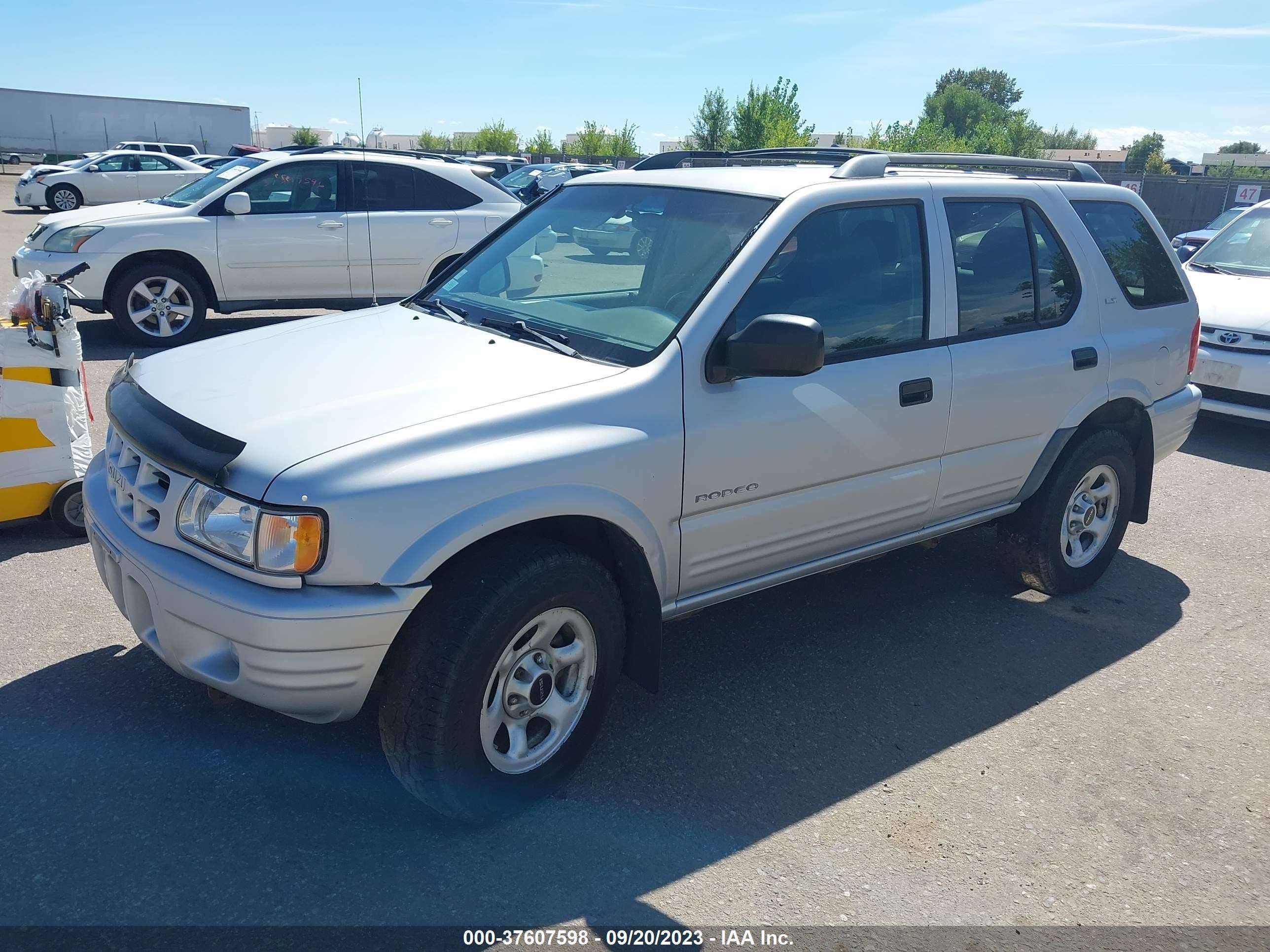 Photo 1 VIN: 4S2DM58WX24300401 - ISUZU RODEO 