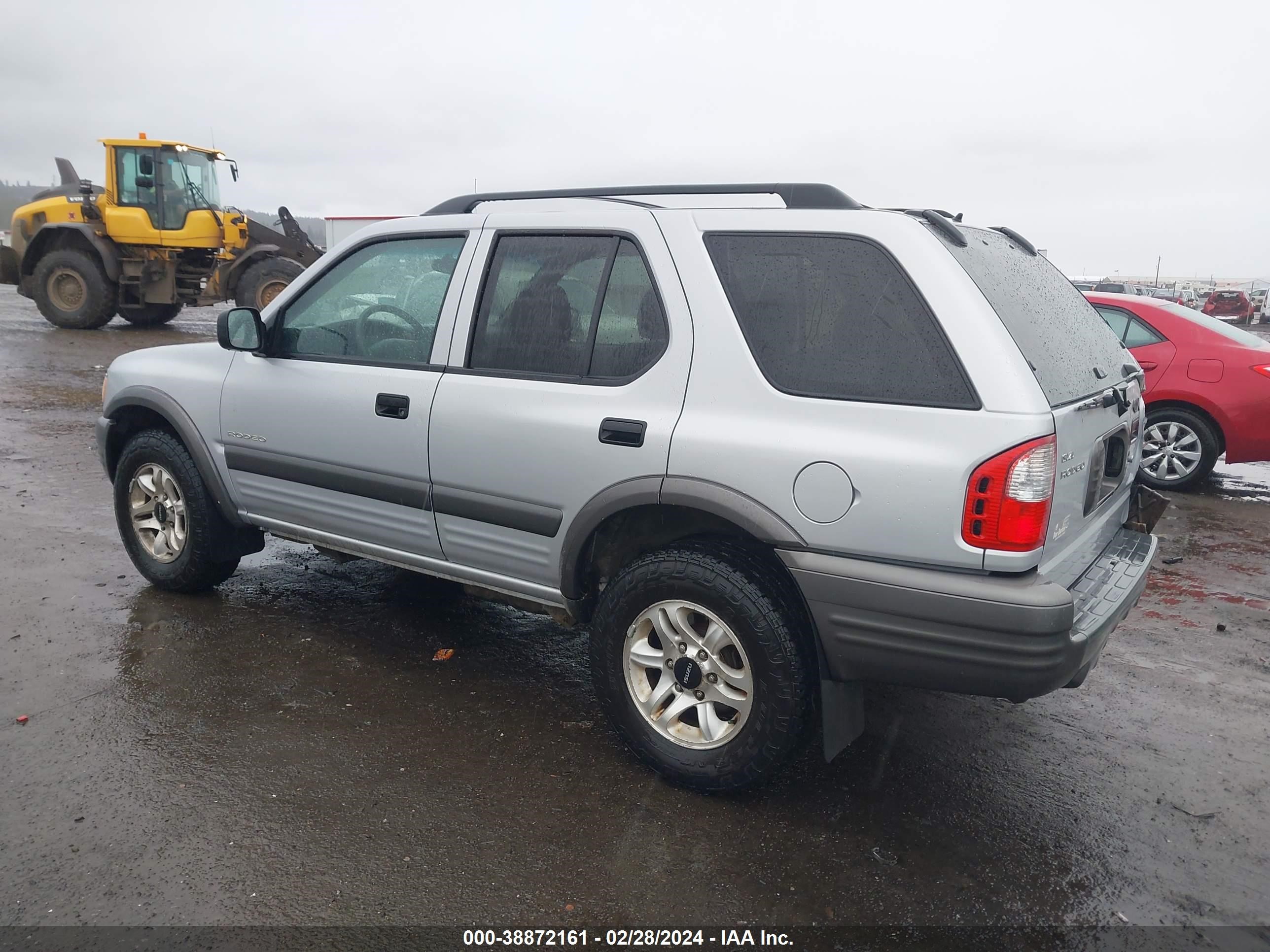 Photo 2 VIN: 4S2DM58WX34309018 - ISUZU RODEO 