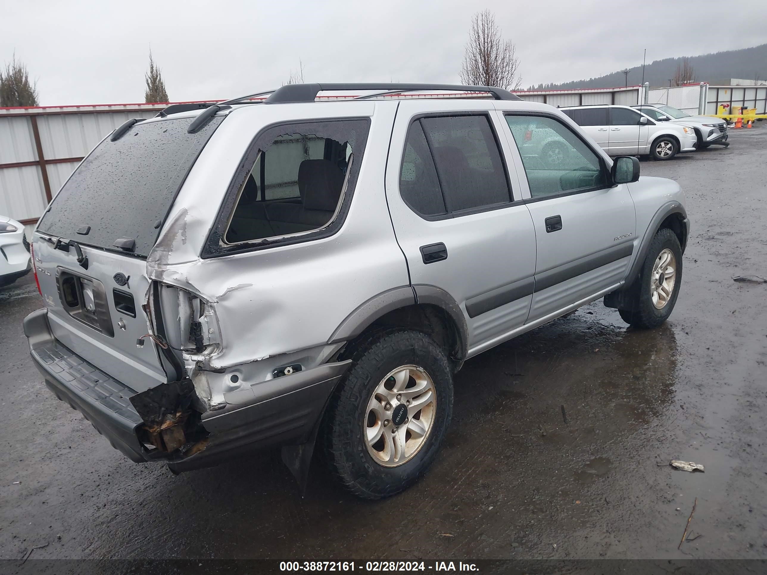 Photo 3 VIN: 4S2DM58WX34309018 - ISUZU RODEO 