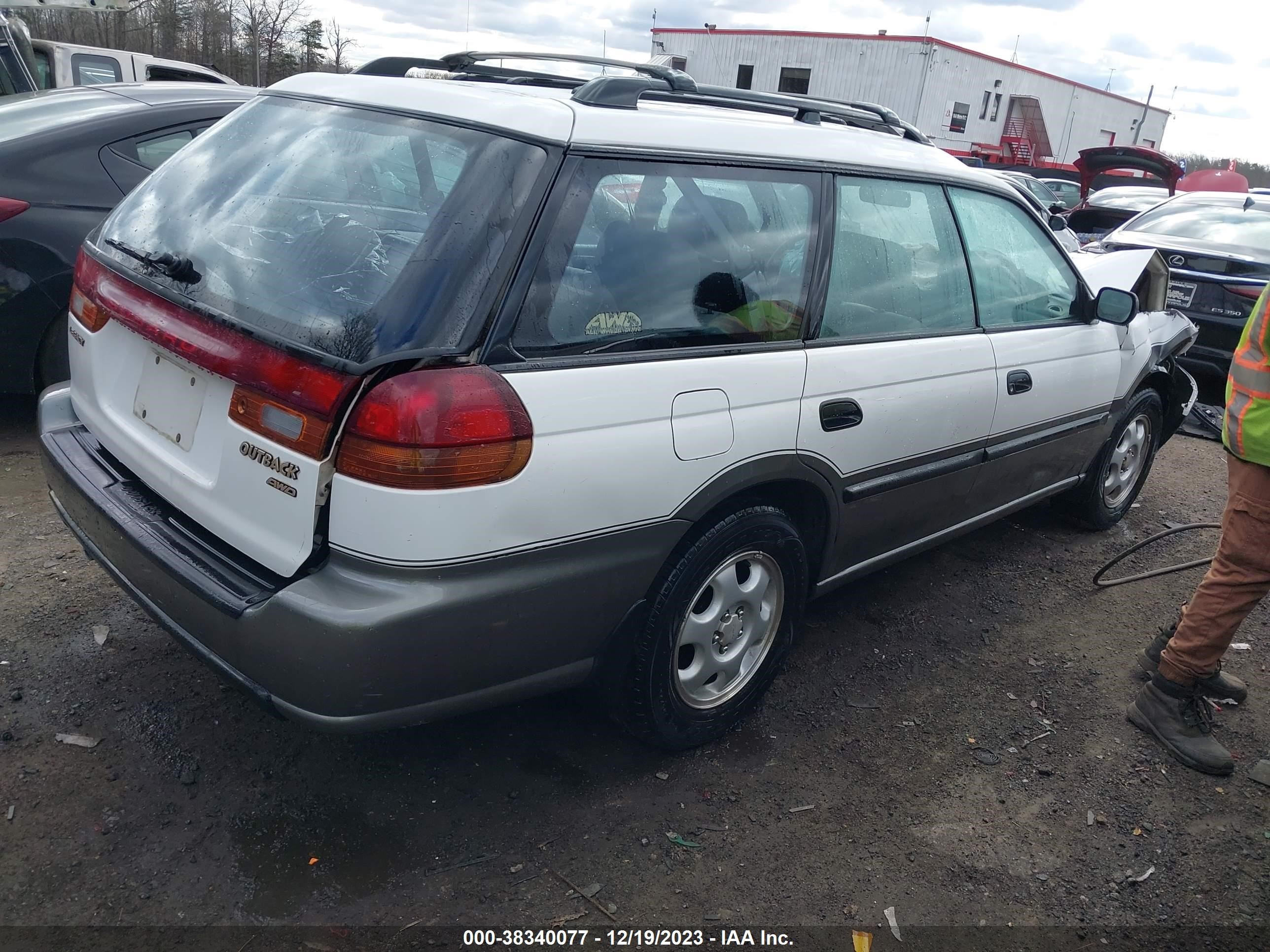 Photo 3 VIN: 4S3BG6853V7635204 - SUBARU LEGACY 