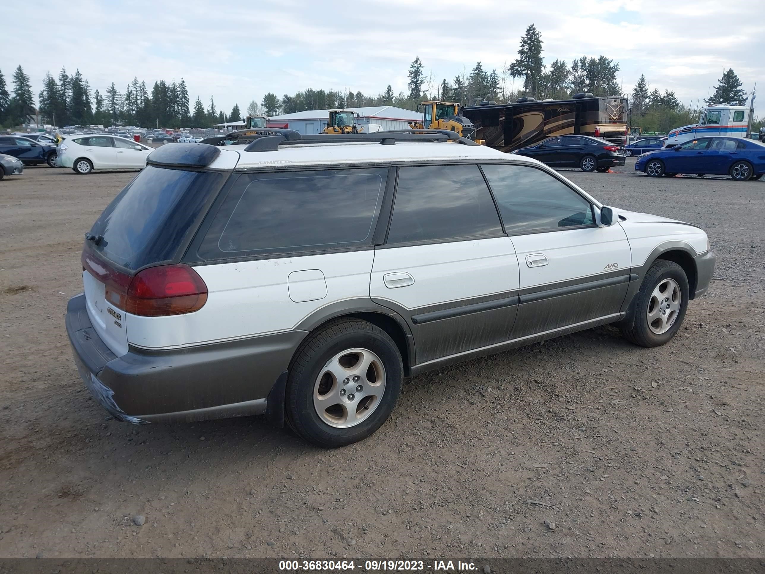 Photo 3 VIN: 4S3BG6853V7643240 - SUBARU LEGACY 