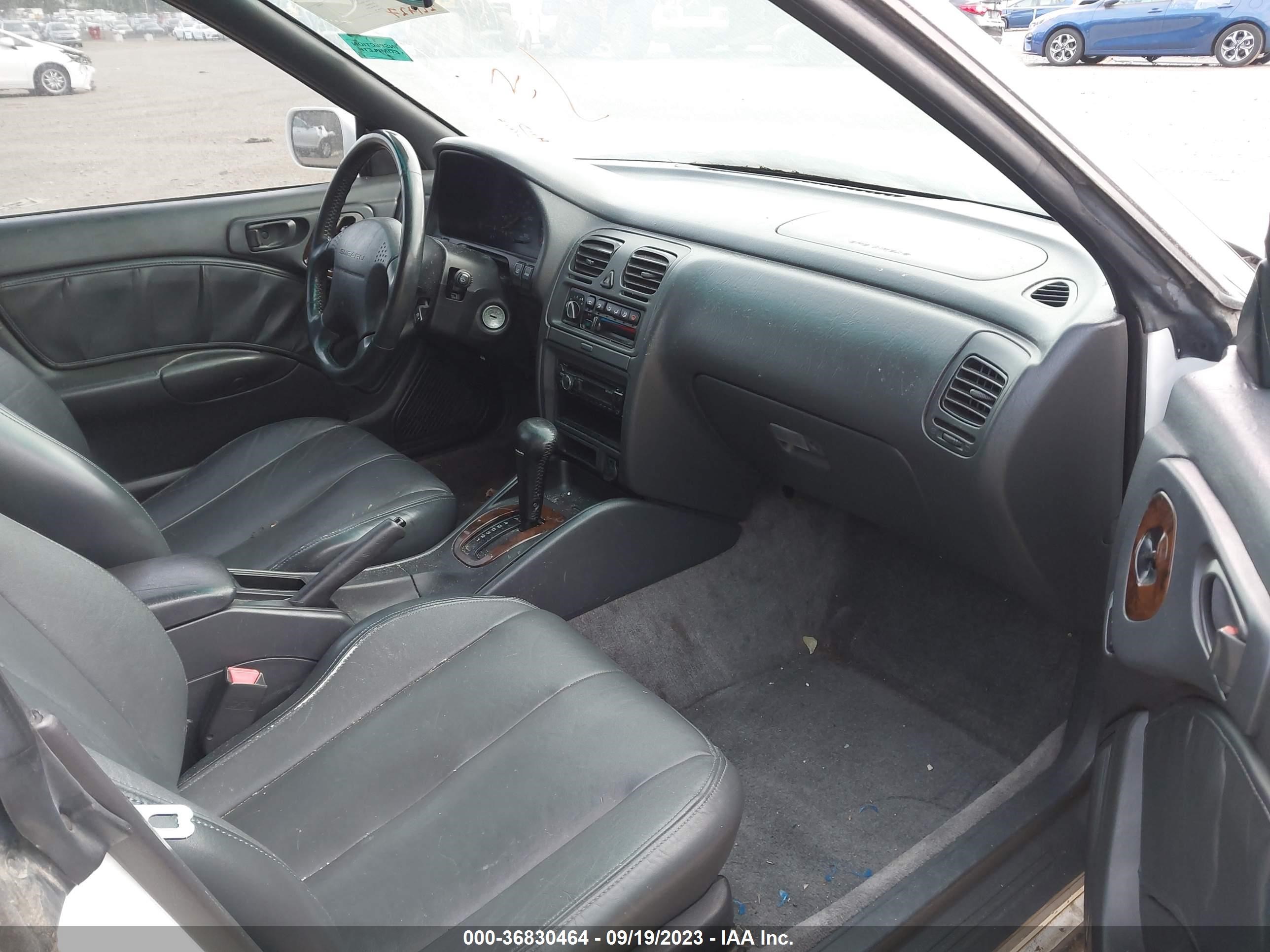 Photo 4 VIN: 4S3BG6853V7643240 - SUBARU LEGACY 