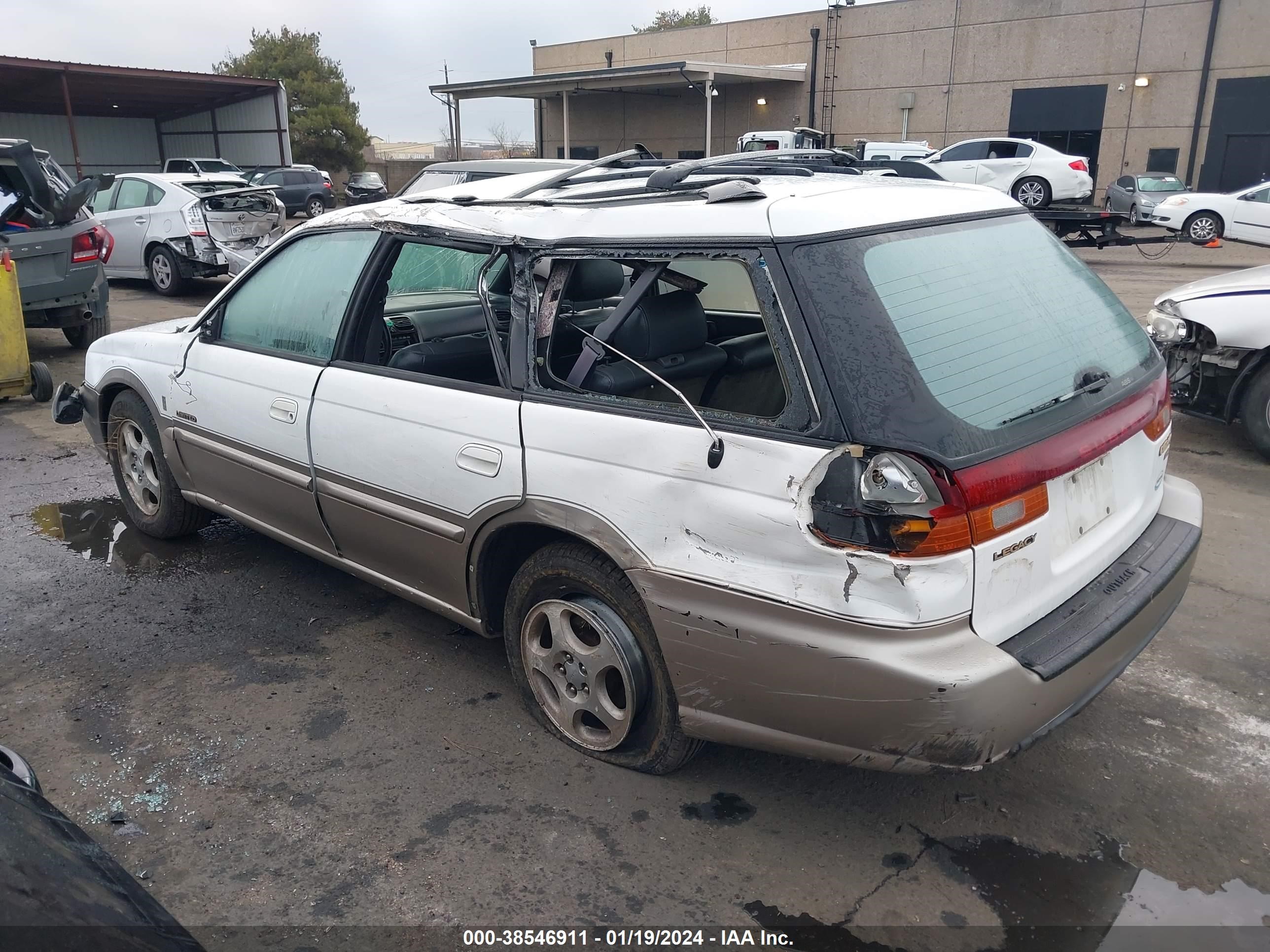 Photo 2 VIN: 4S3BG6853X6616290 - SUBARU LEGACY 