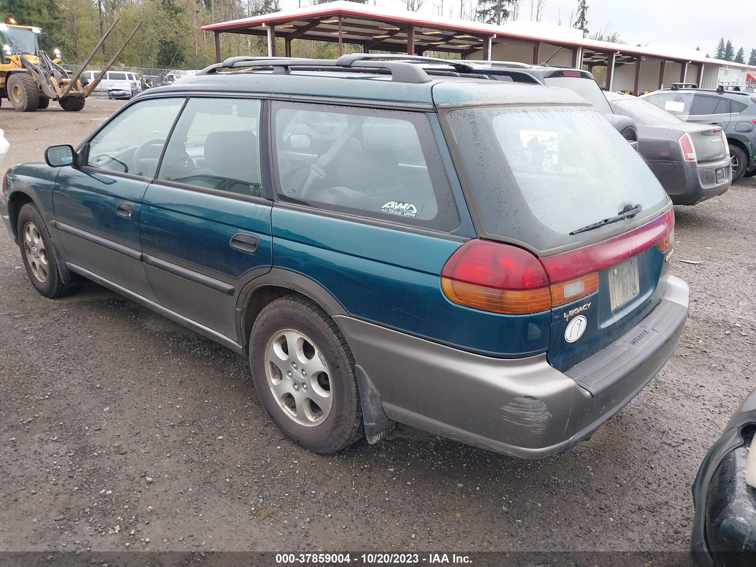 Photo 2 VIN: 4S3BG6857X7630736 - SUBARU LEGACY 