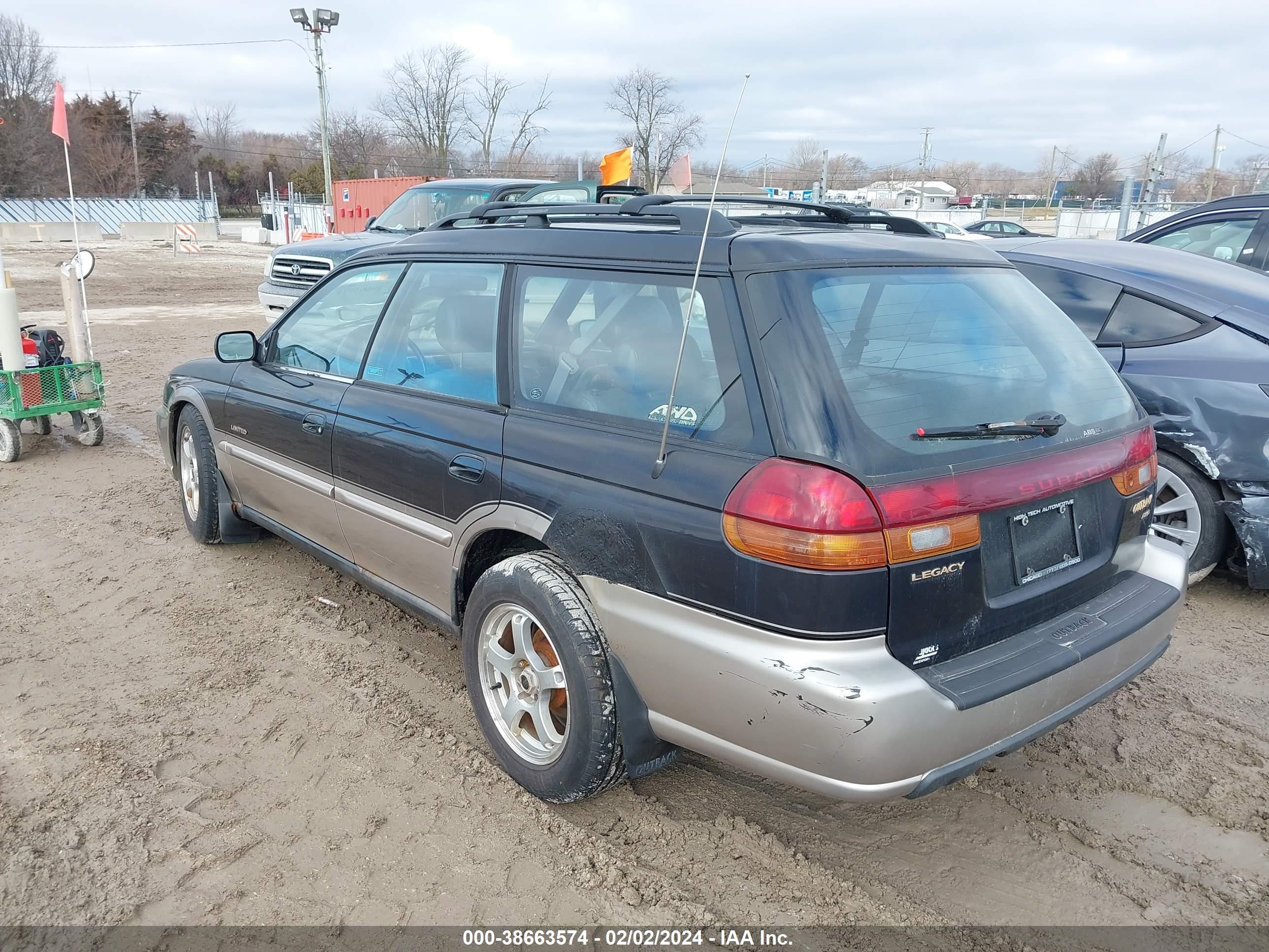 Photo 2 VIN: 4S3BG6858X7656651 - SUBARU LEGACY 