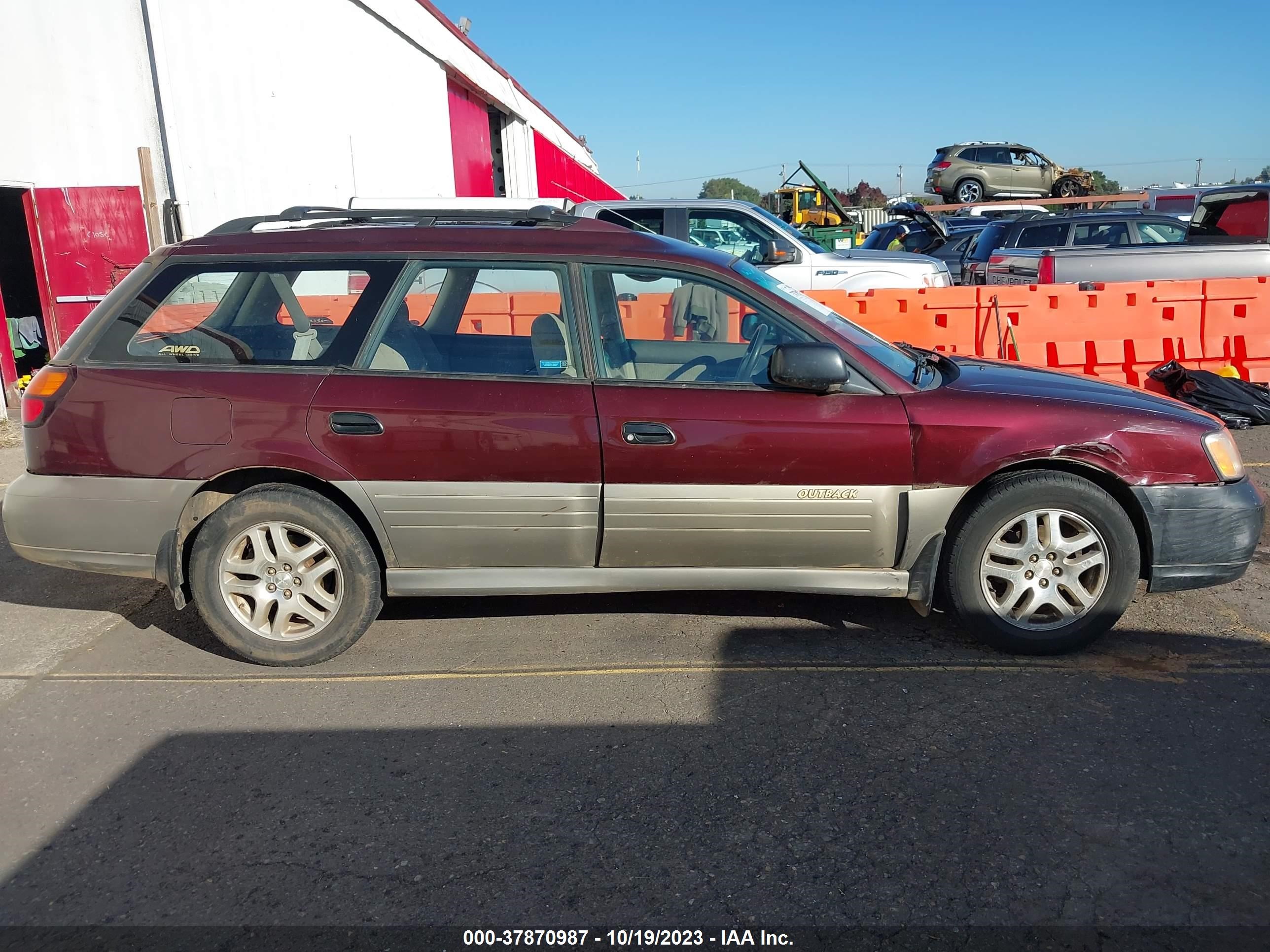 Photo 12 VIN: 4S3BH6651Y7603310 - SUBARU OUTBACK 