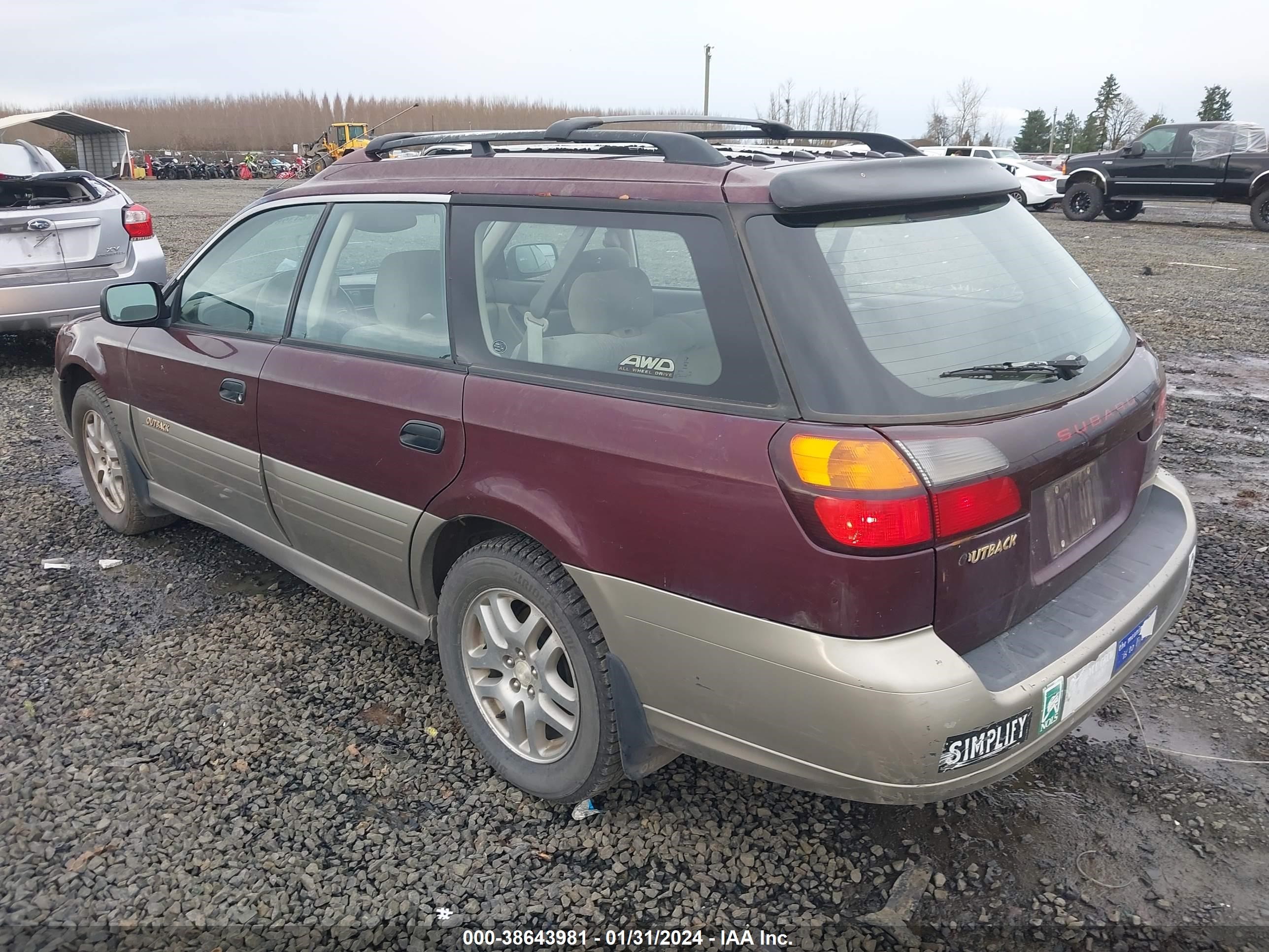 Photo 2 VIN: 4S3BH6652Y7650717 - SUBARU OUTBACK 