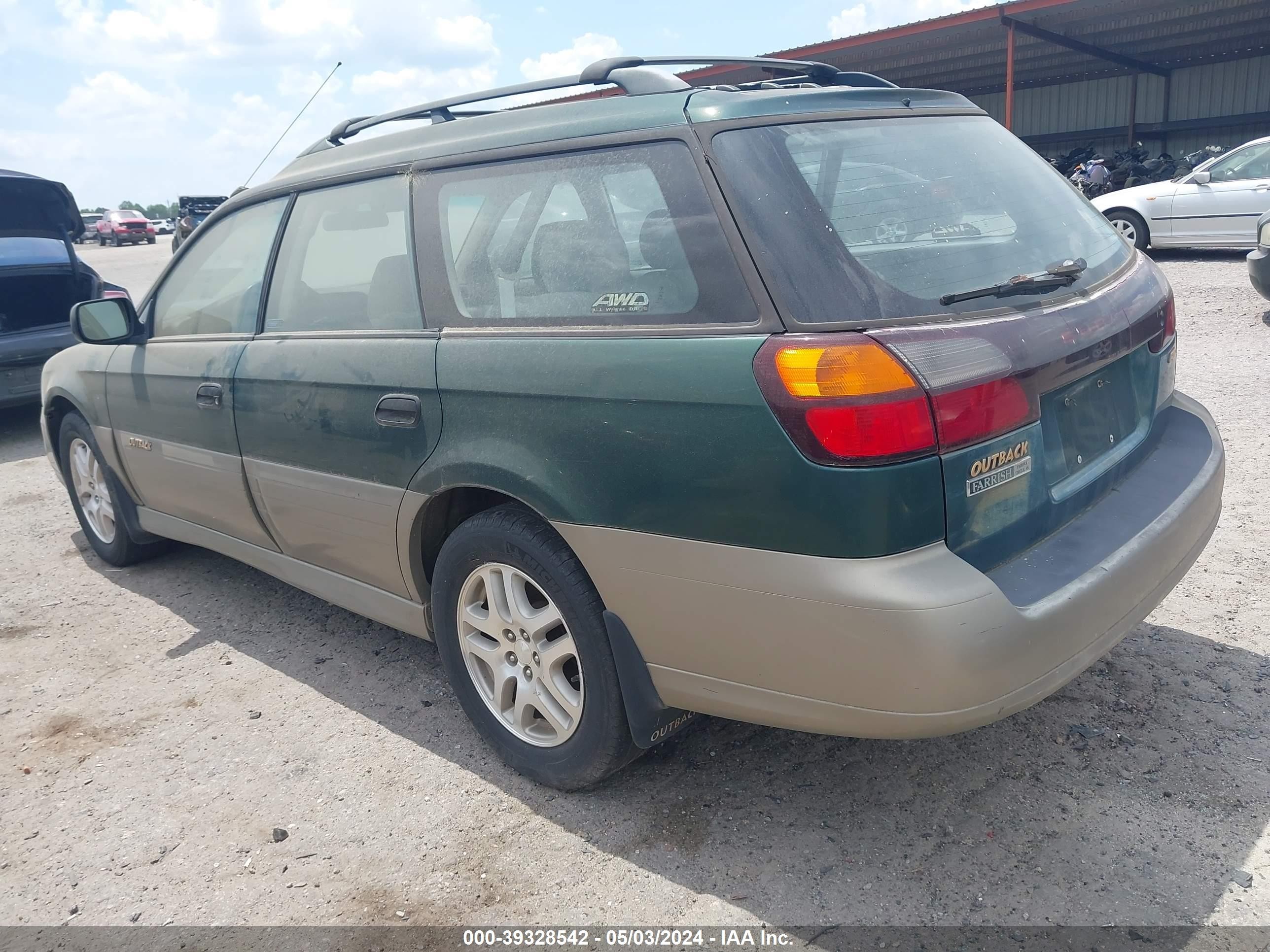 Photo 2 VIN: 4S3BH6654Y7631862 - SUBARU OUTBACK 