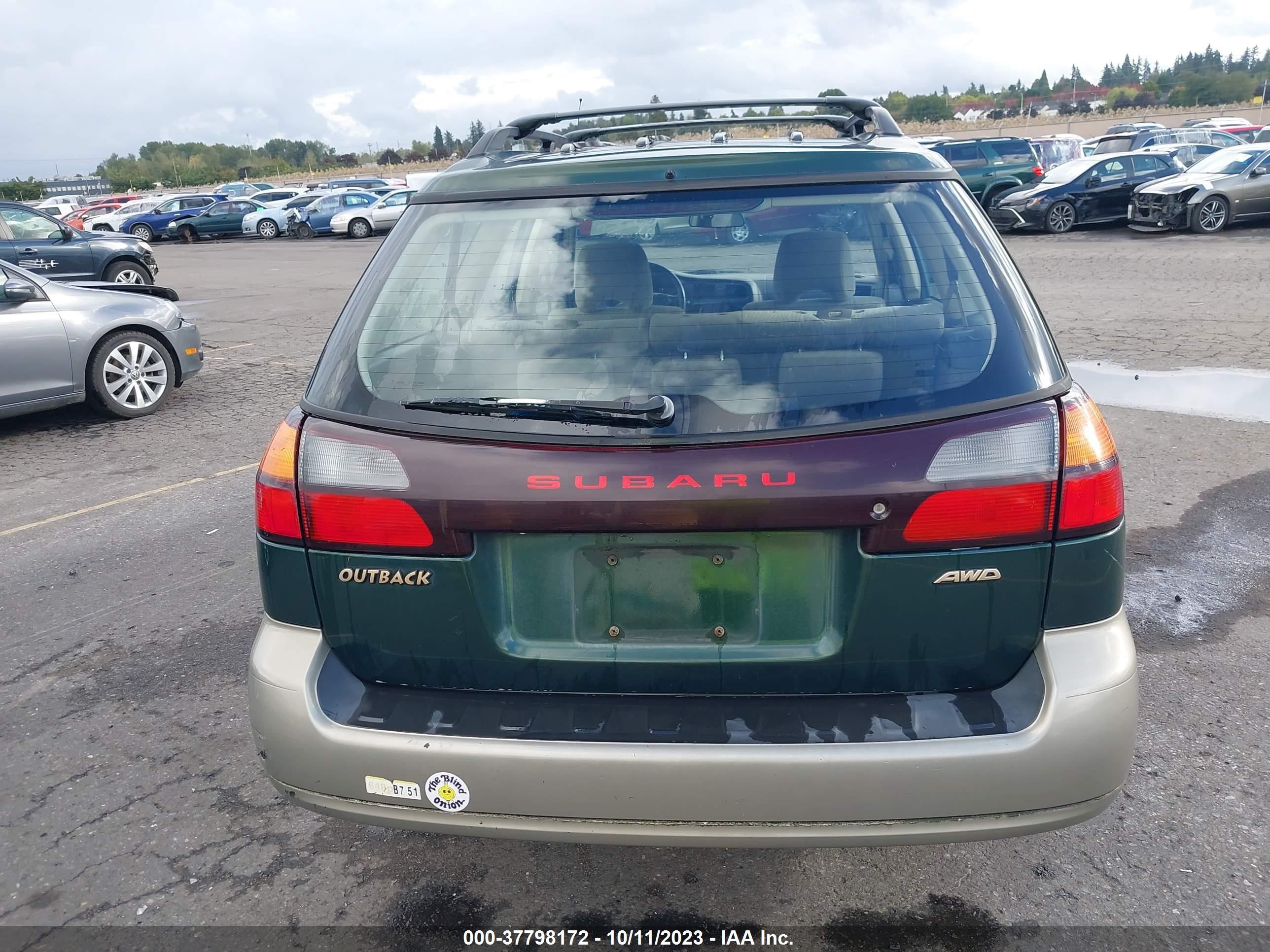 Photo 15 VIN: 4S3BH6654Y7667020 - SUBARU OUTBACK 