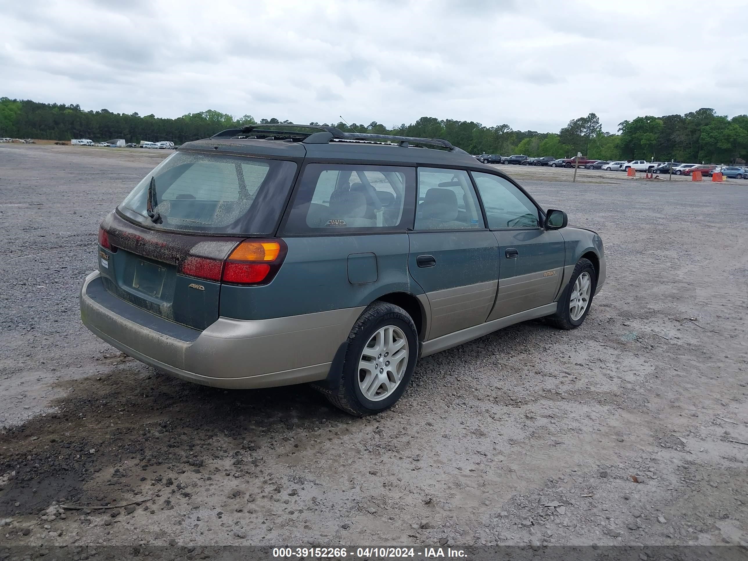 Photo 3 VIN: 4S3BH6655Y6606927 - SUBARU OUTBACK 