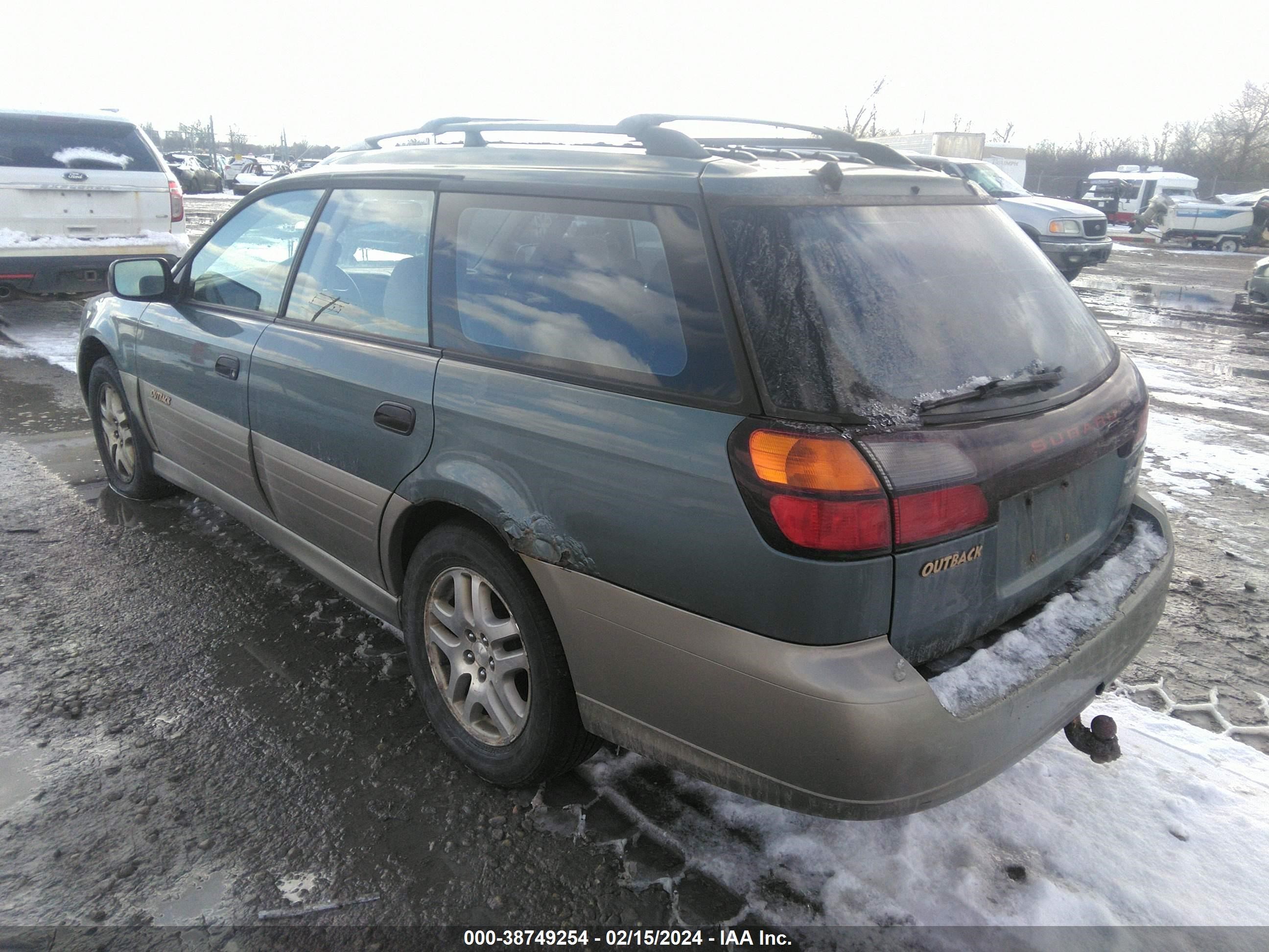 Photo 2 VIN: 4S3BH6657Y7648610 - SUBARU OUTBACK 