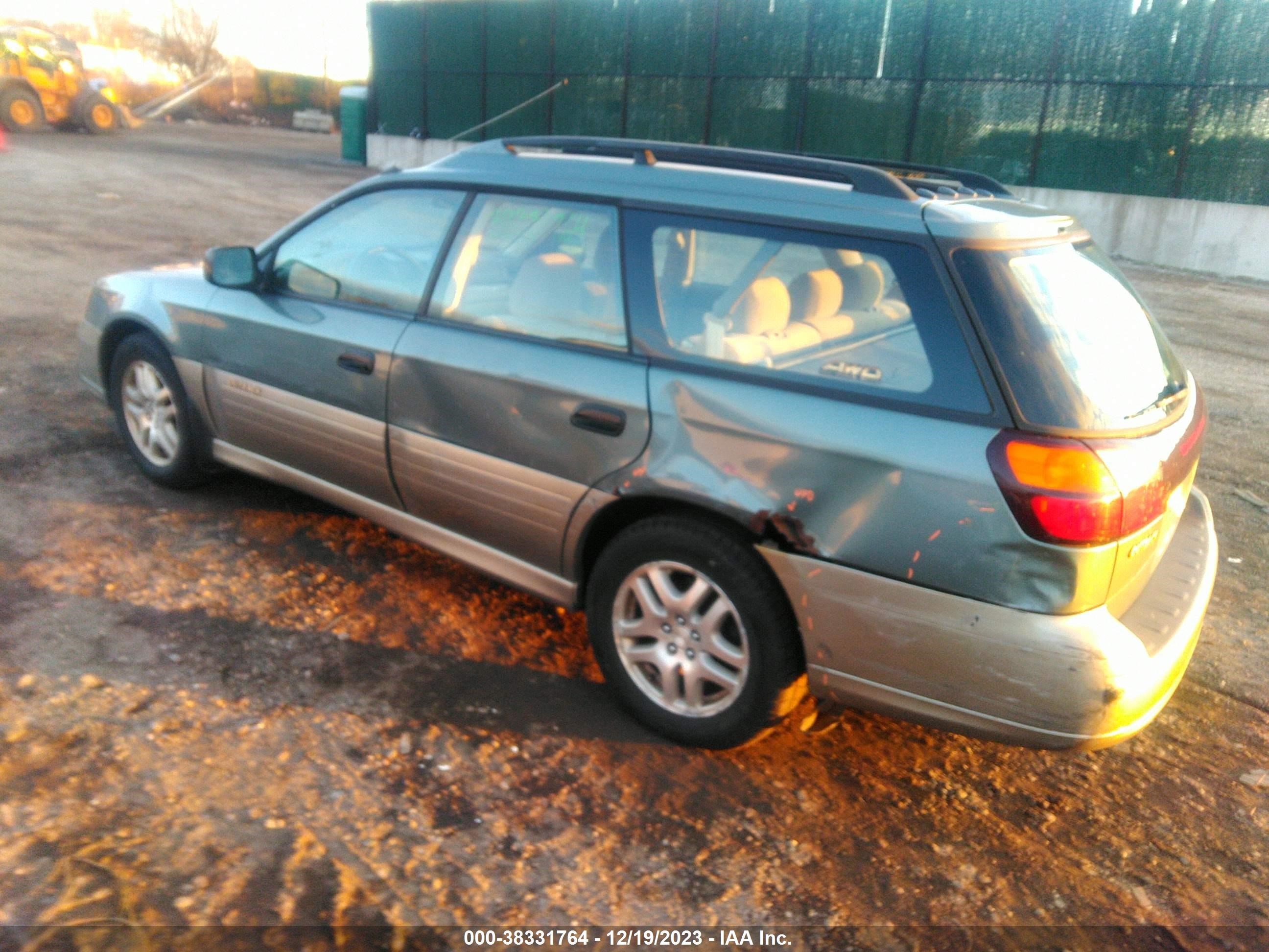 Photo 2 VIN: 4S3BH665X16654395 - SUBARU LEGACY 