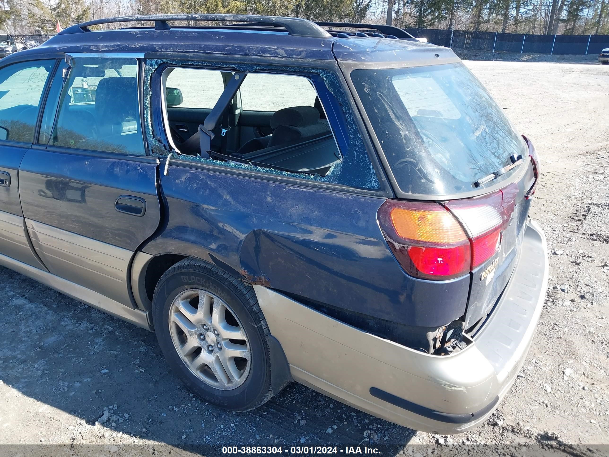 Photo 5 VIN: 4S3BH675137603654 - SUBARU OUTBACK 