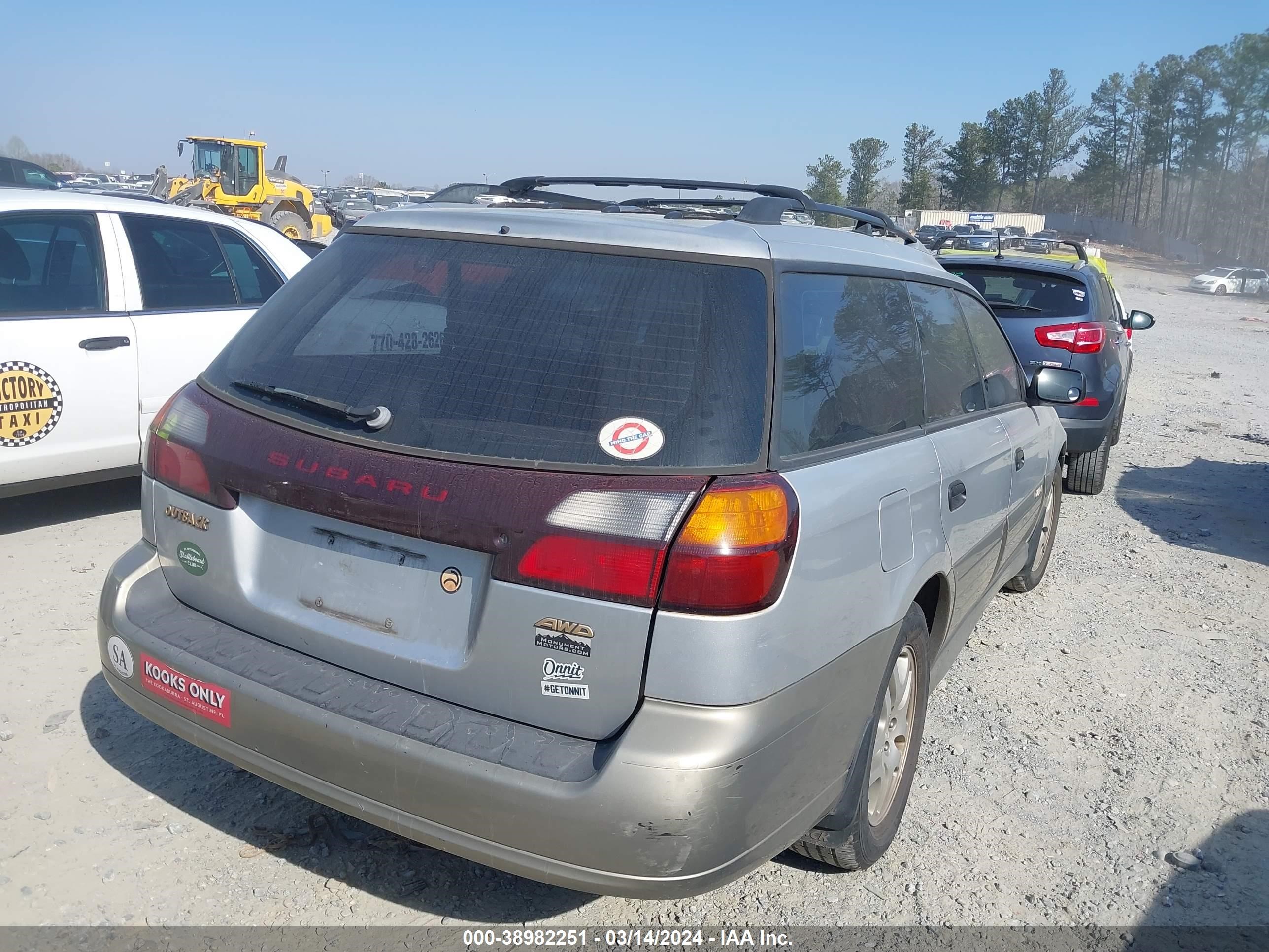 Photo 3 VIN: 4S3BH675137615822 - SUBARU OUTBACK 