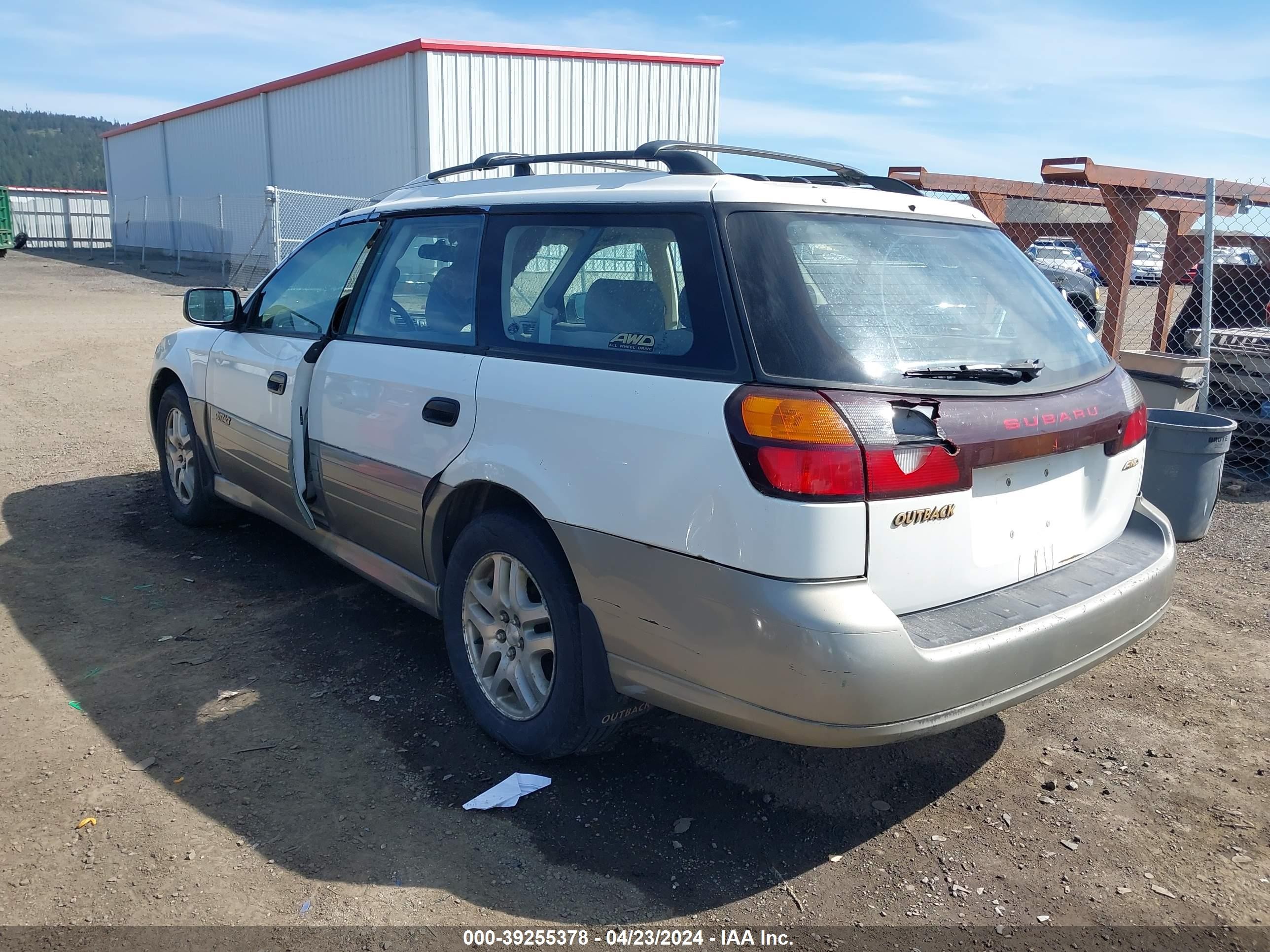 Photo 2 VIN: 4S3BH675217600937 - SUBARU OUTBACK 