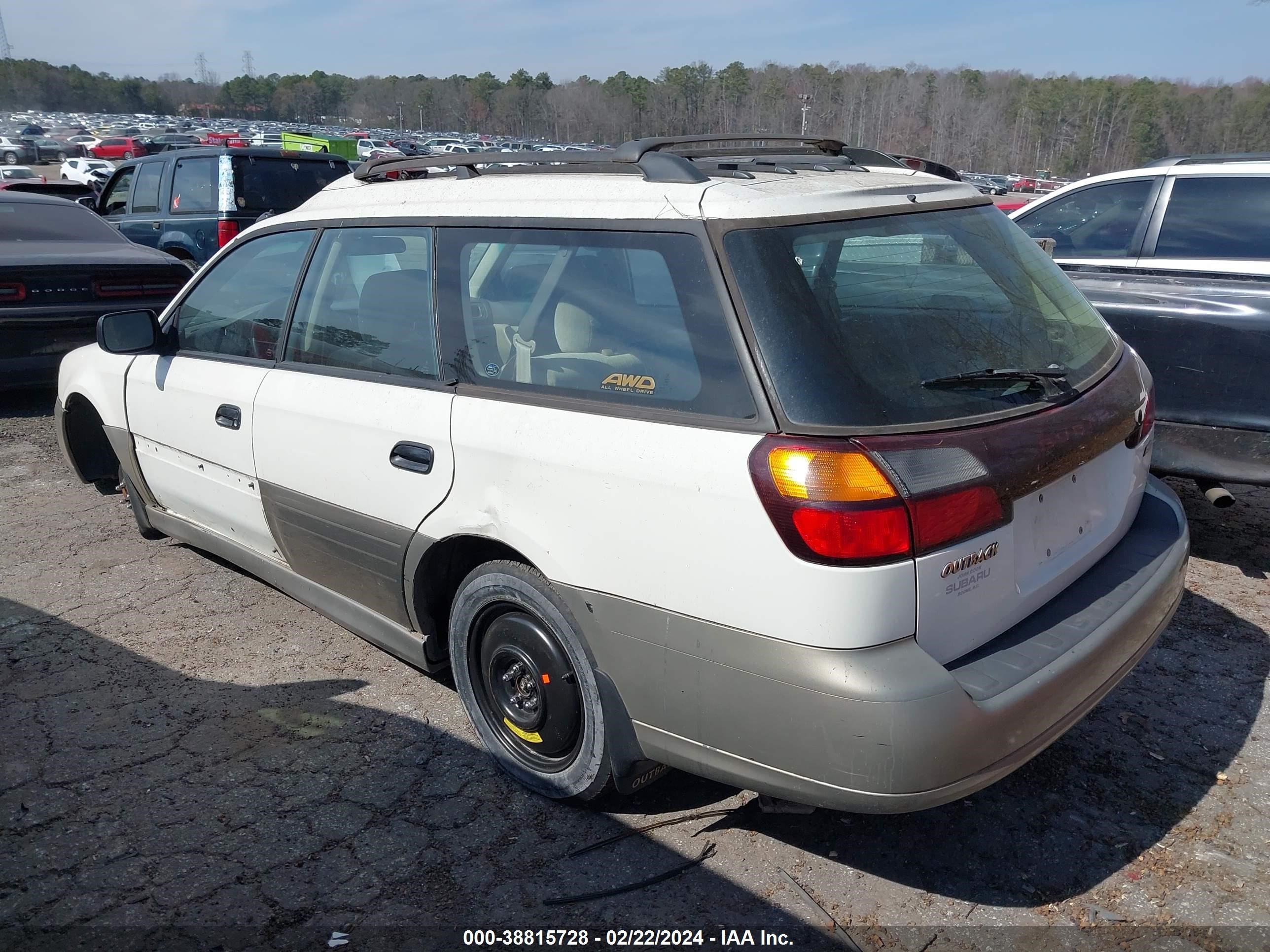 Photo 2 VIN: 4S3BH675217614398 - SUBARU OUTBACK 