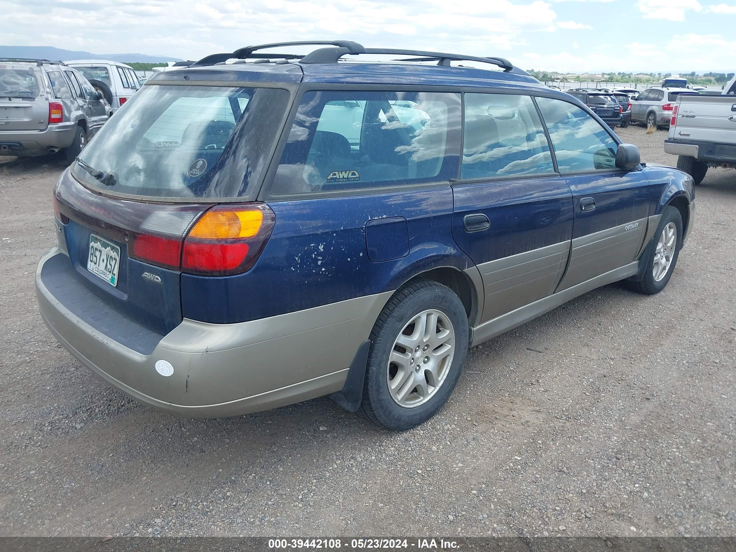 Photo 3 VIN: 4S3BH675246615836 - SUBARU OUTBACK 