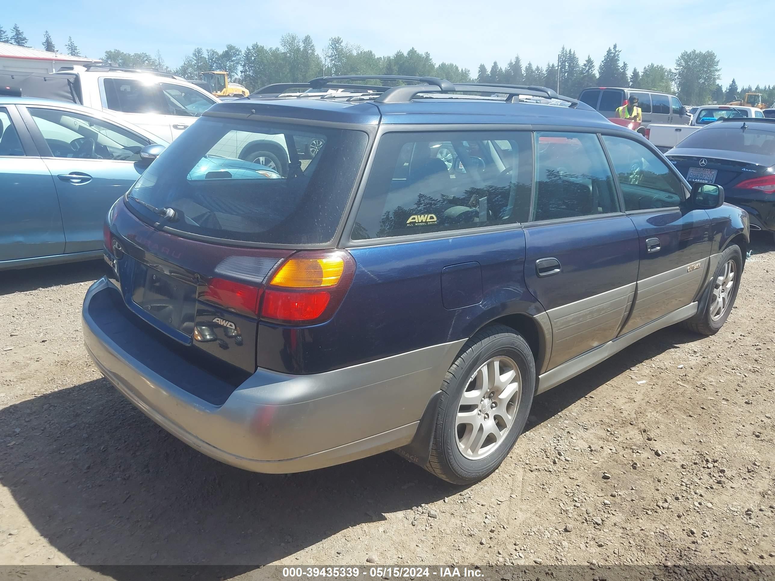 Photo 3 VIN: 4S3BH675637628274 - SUBARU OUTBACK 