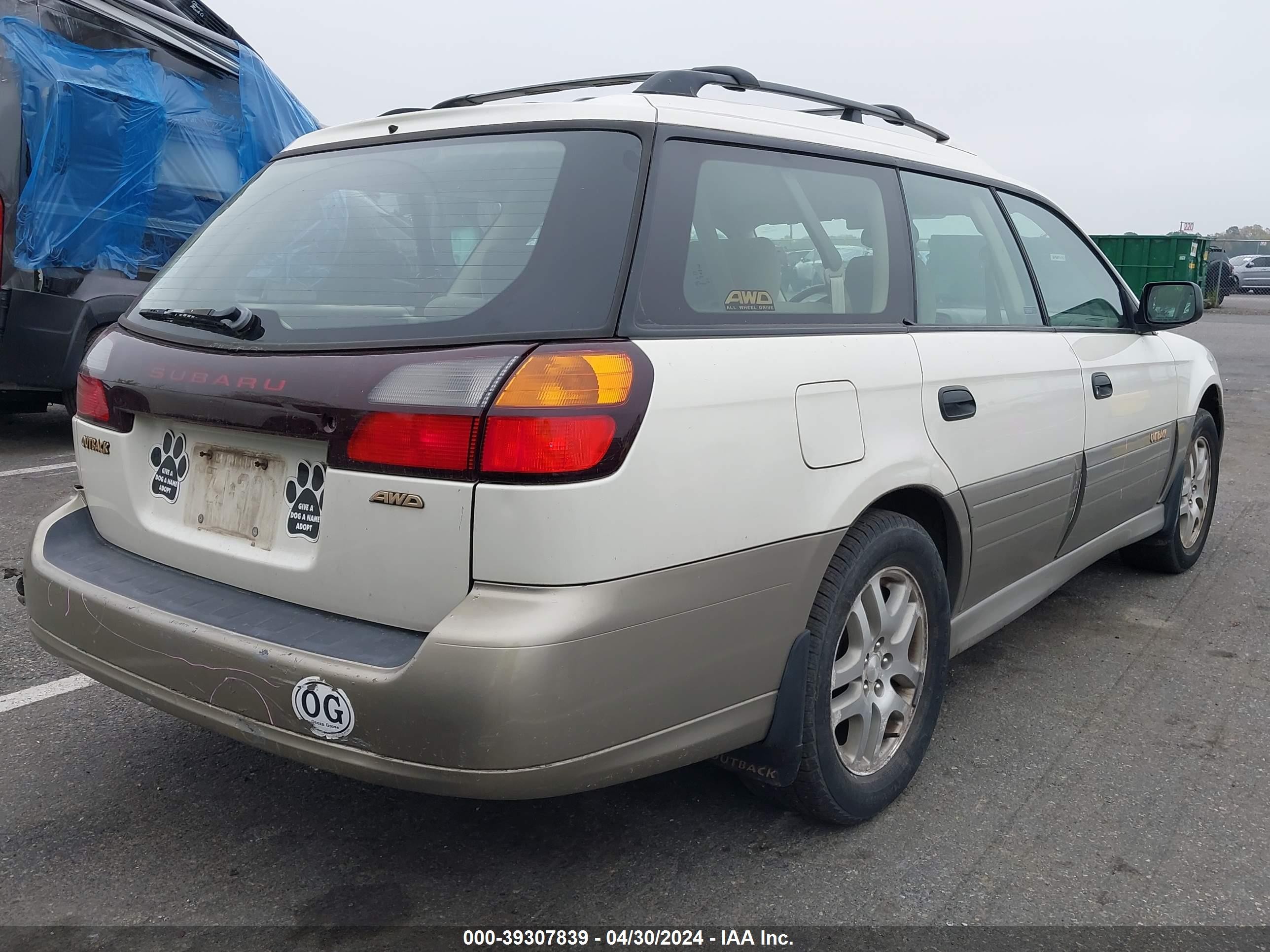 Photo 3 VIN: 4S3BH675837621617 - SUBARU OUTBACK 