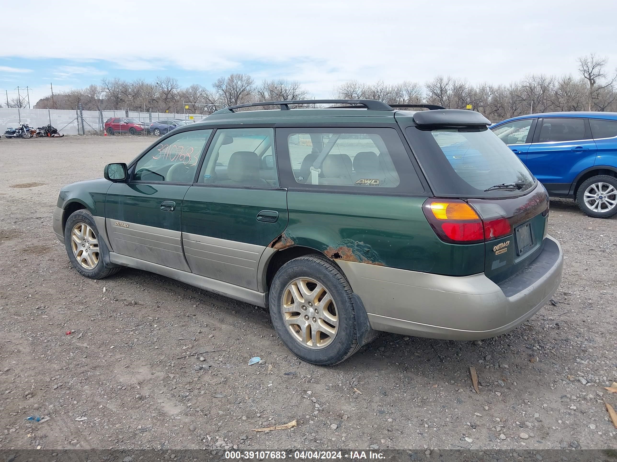 Photo 2 VIN: 4S3BH686317606060 - SUBARU OUTBACK 