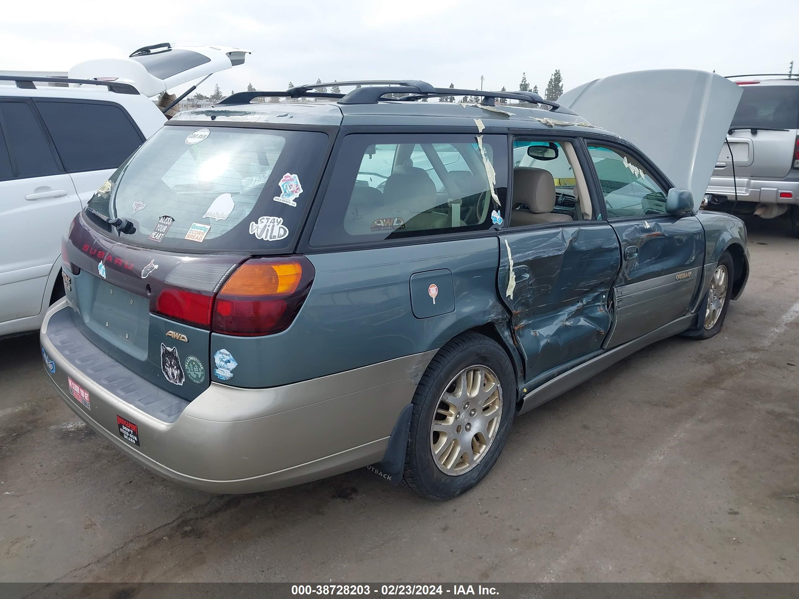 Photo 3 VIN: 4S3BH806427618226 - SUBARU OUTBACK 