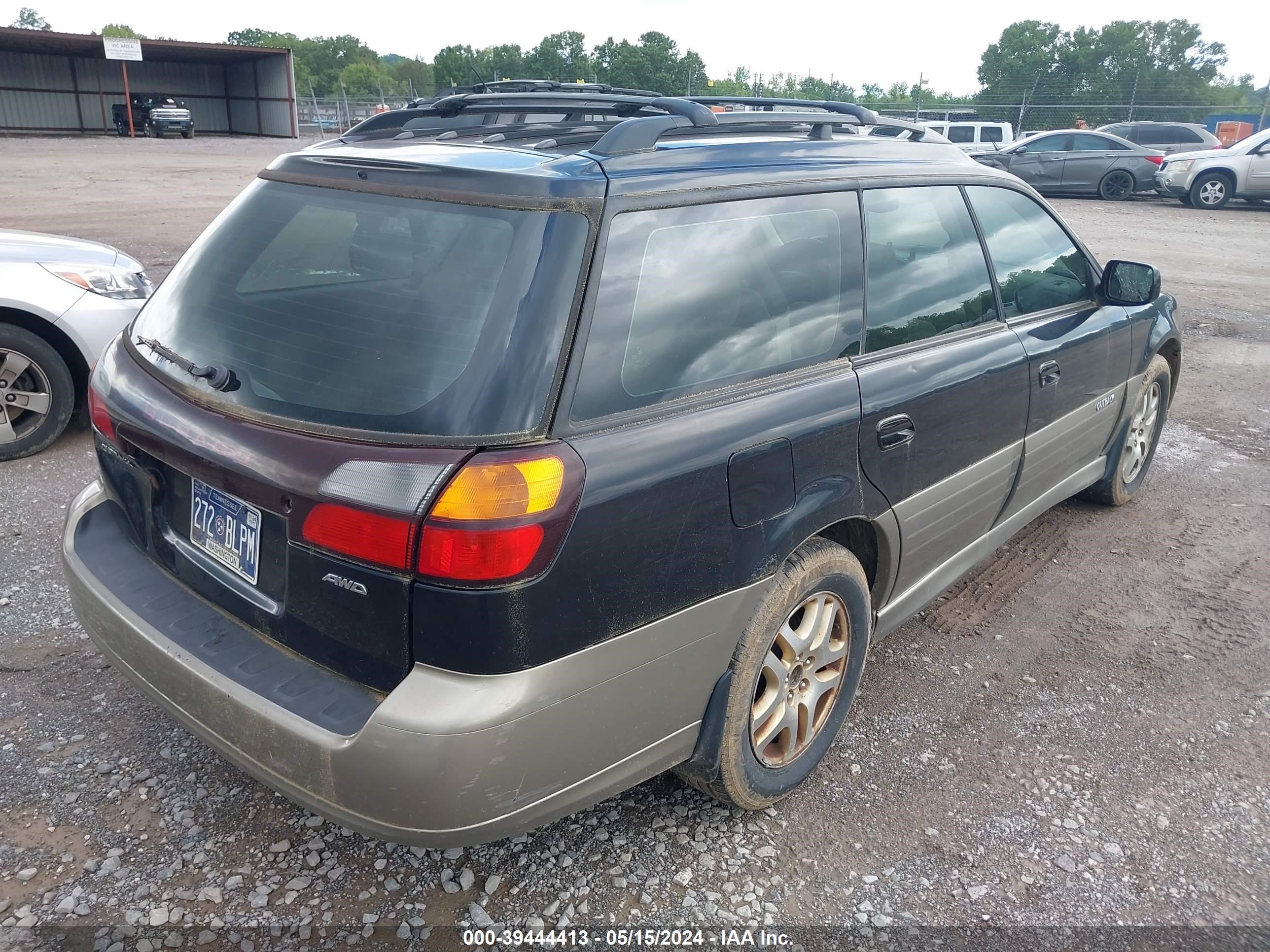 Photo 3 VIN: 4S3BH815847639119 - SUBARU OUTBACK 