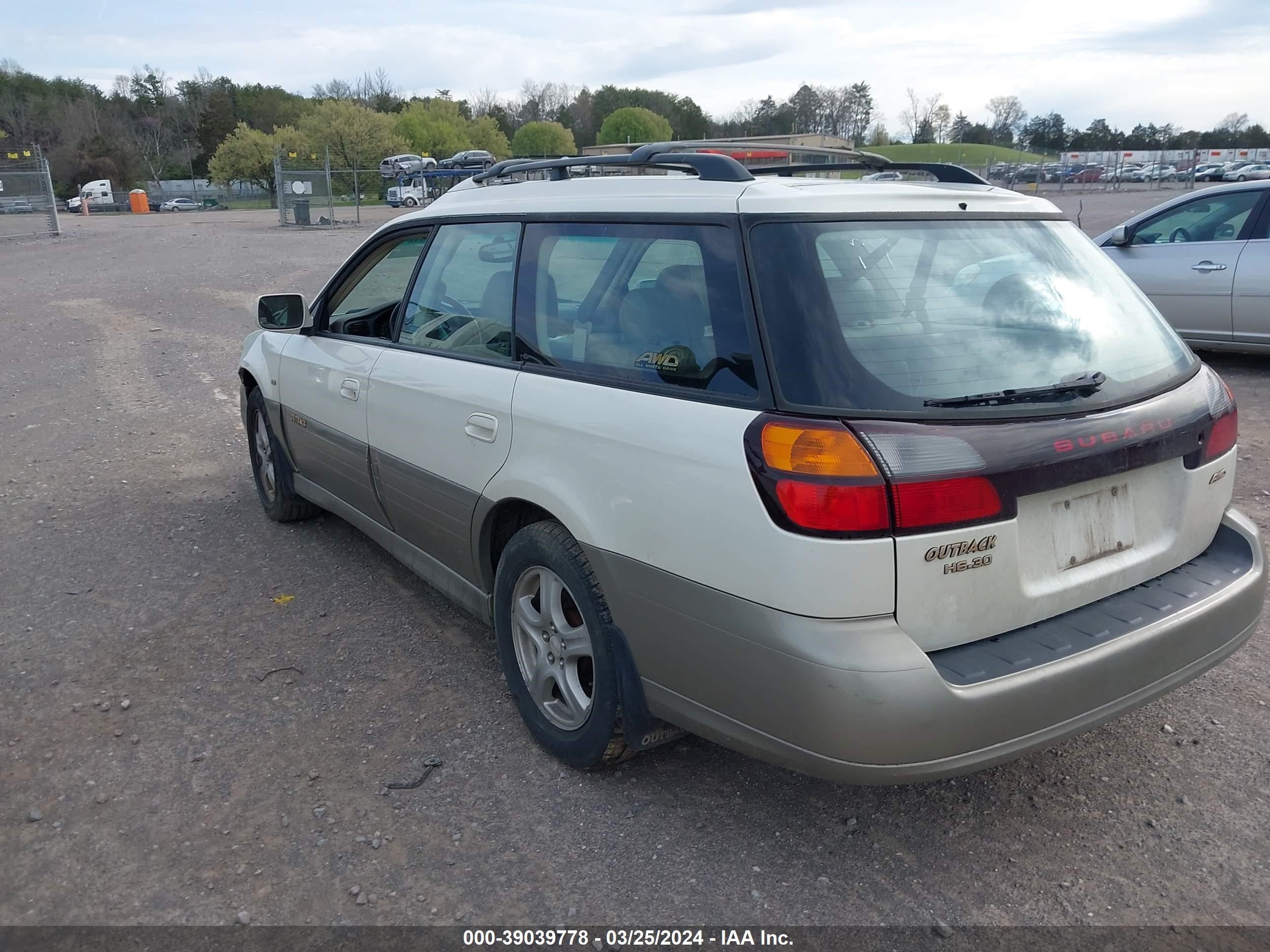 Photo 2 VIN: 4S3BH896X17638210 - SUBARU OUTBACK 