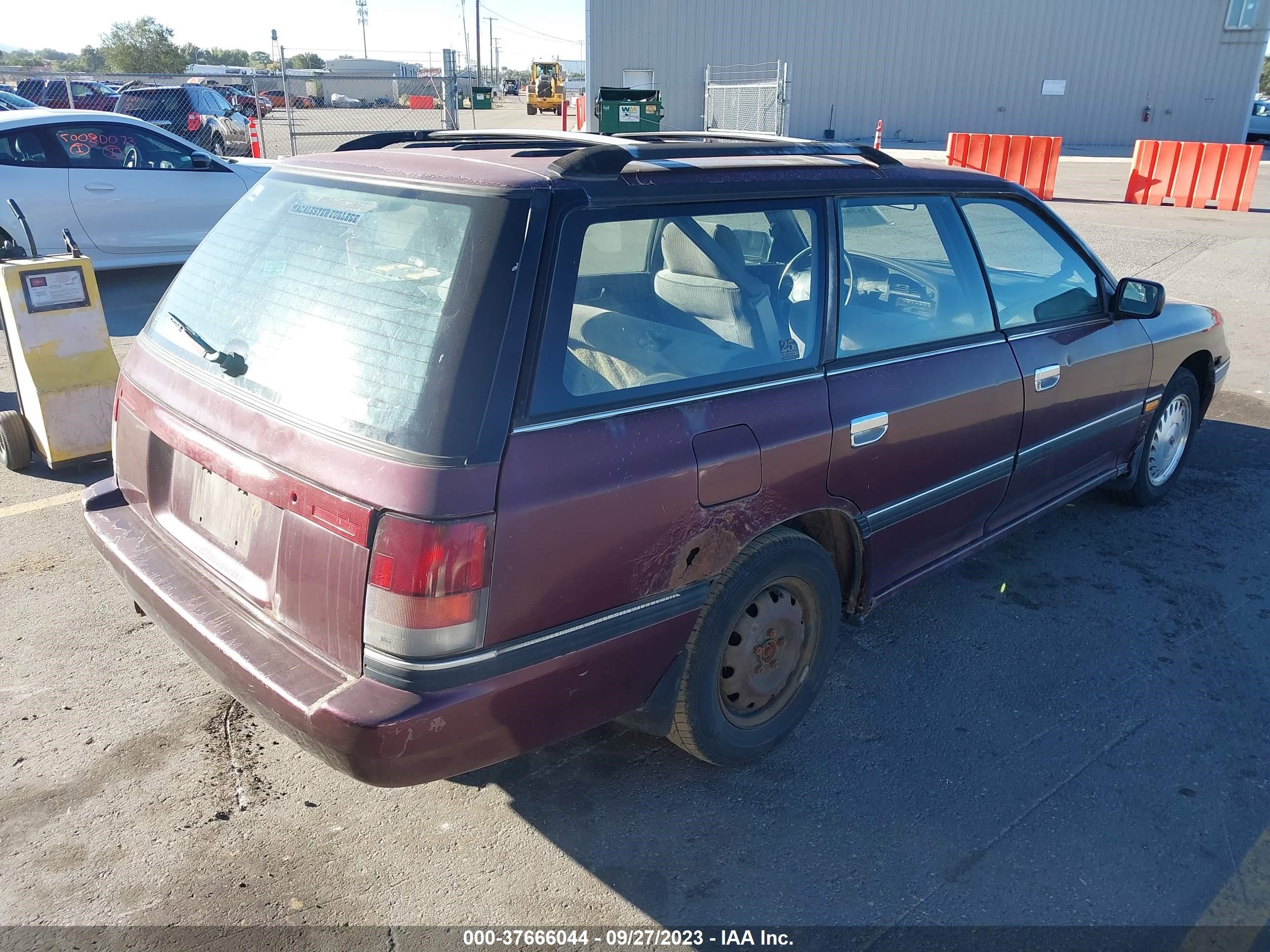 Photo 3 VIN: 4S3BJ633XP7964198 - SUBARU LEGACY 