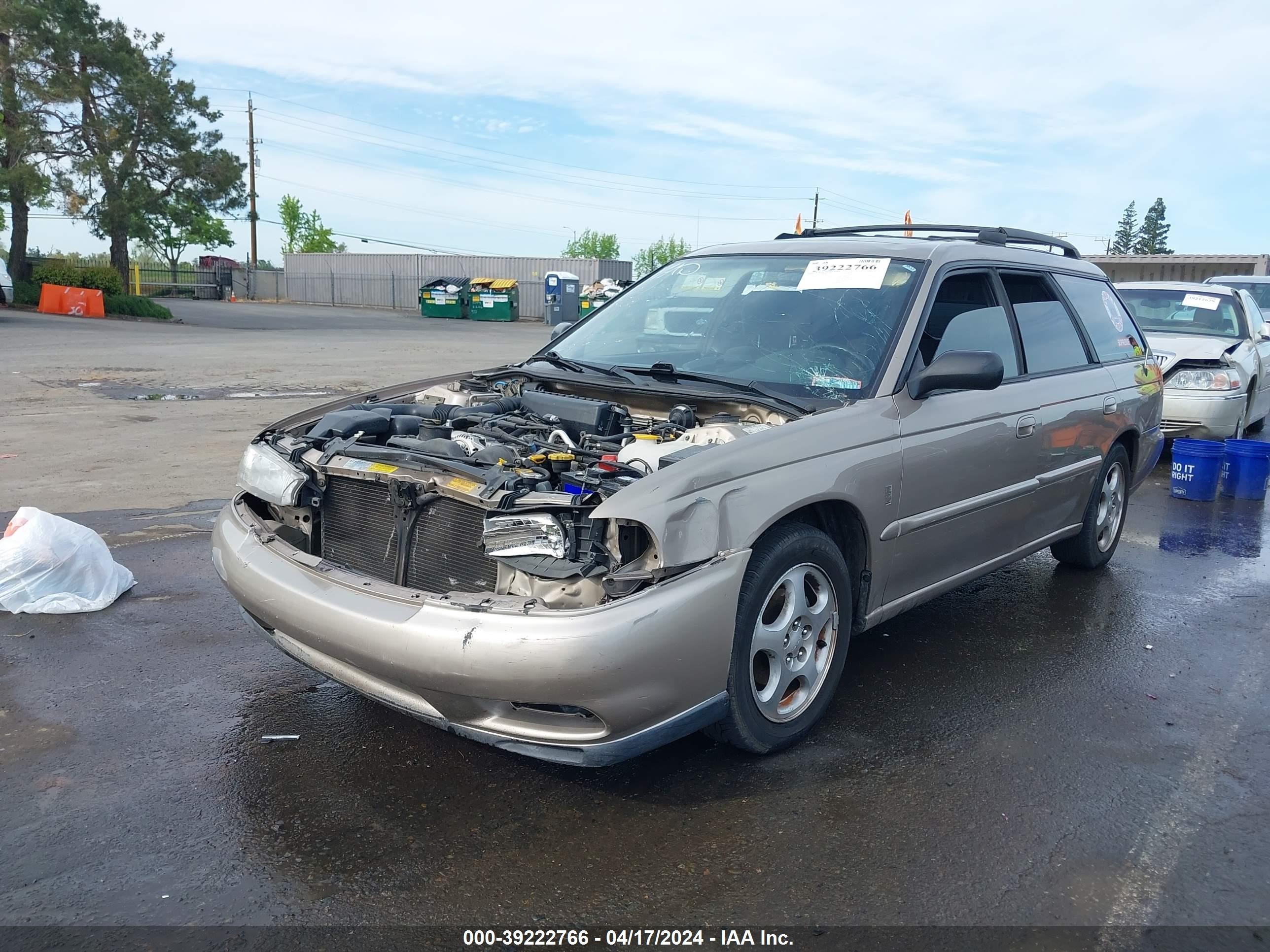 Photo 1 VIN: 4S3BK4351X7311925 - SUBARU LEGACY 