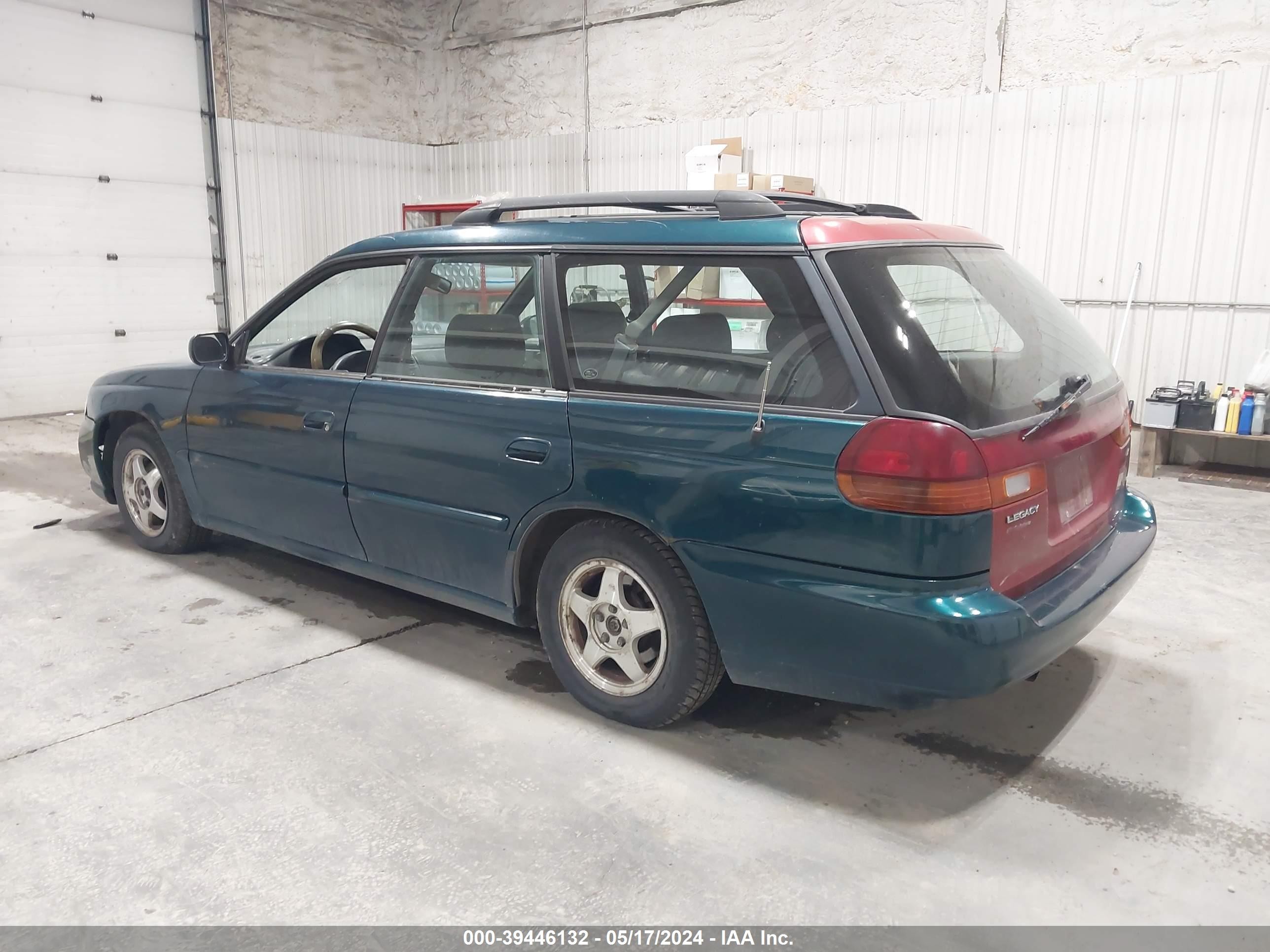 Photo 2 VIN: 4S3BK4359X7315334 - SUBARU LEGACY 