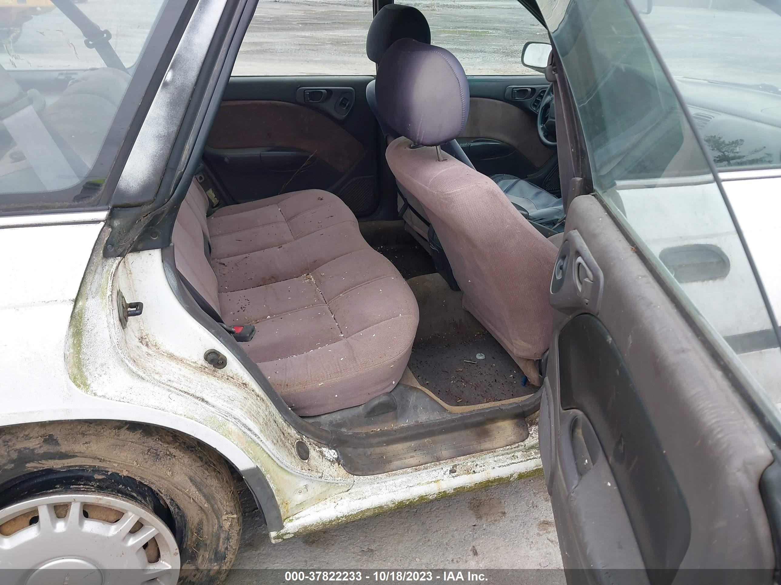 Photo 7 VIN: 4S3BK6350S6318715 - SUBARU LEGACY 