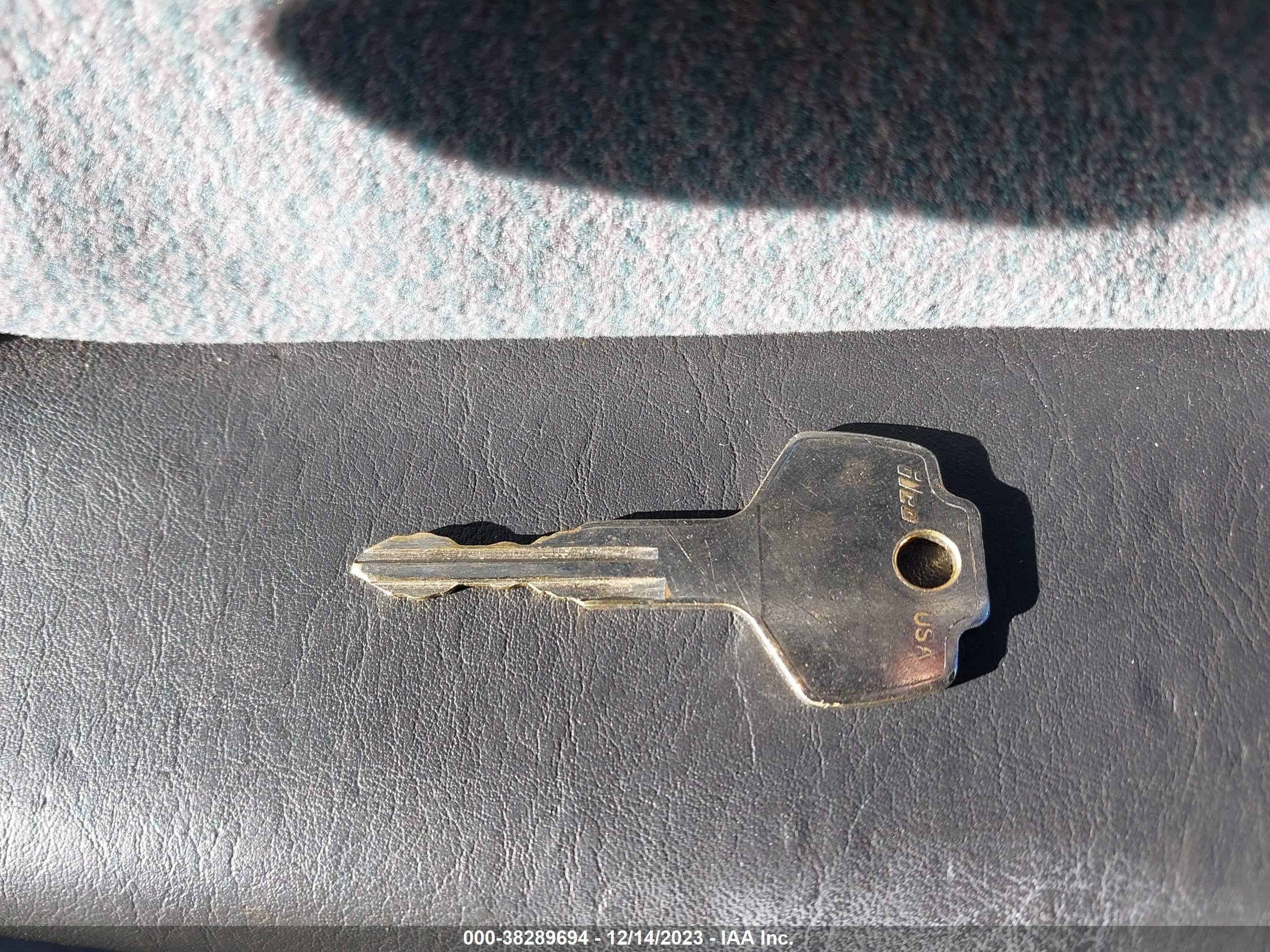 Photo 10 VIN: 4S3BK6353S6354284 - SUBARU LEGACY 