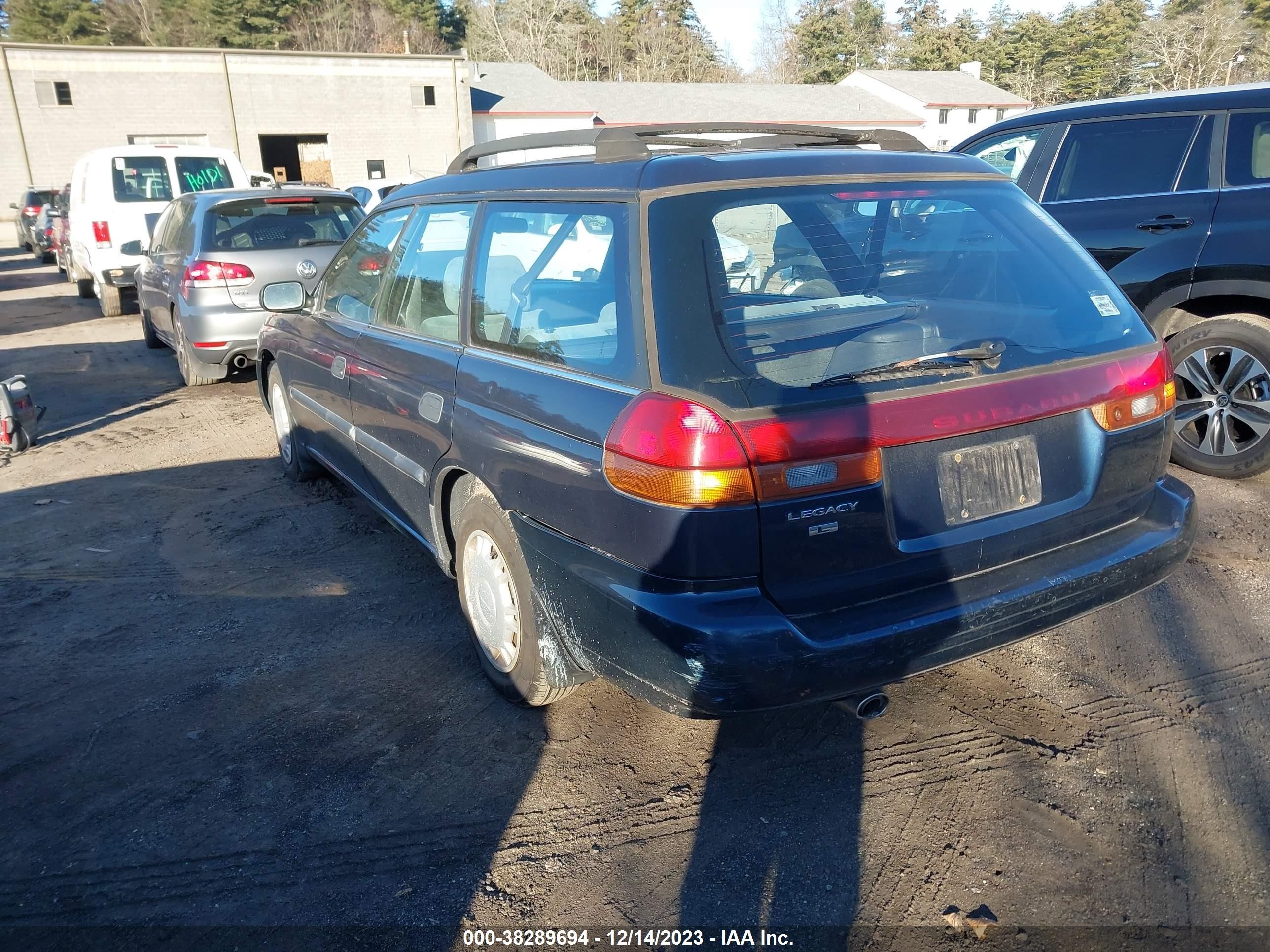 Photo 2 VIN: 4S3BK6353S6354284 - SUBARU LEGACY 