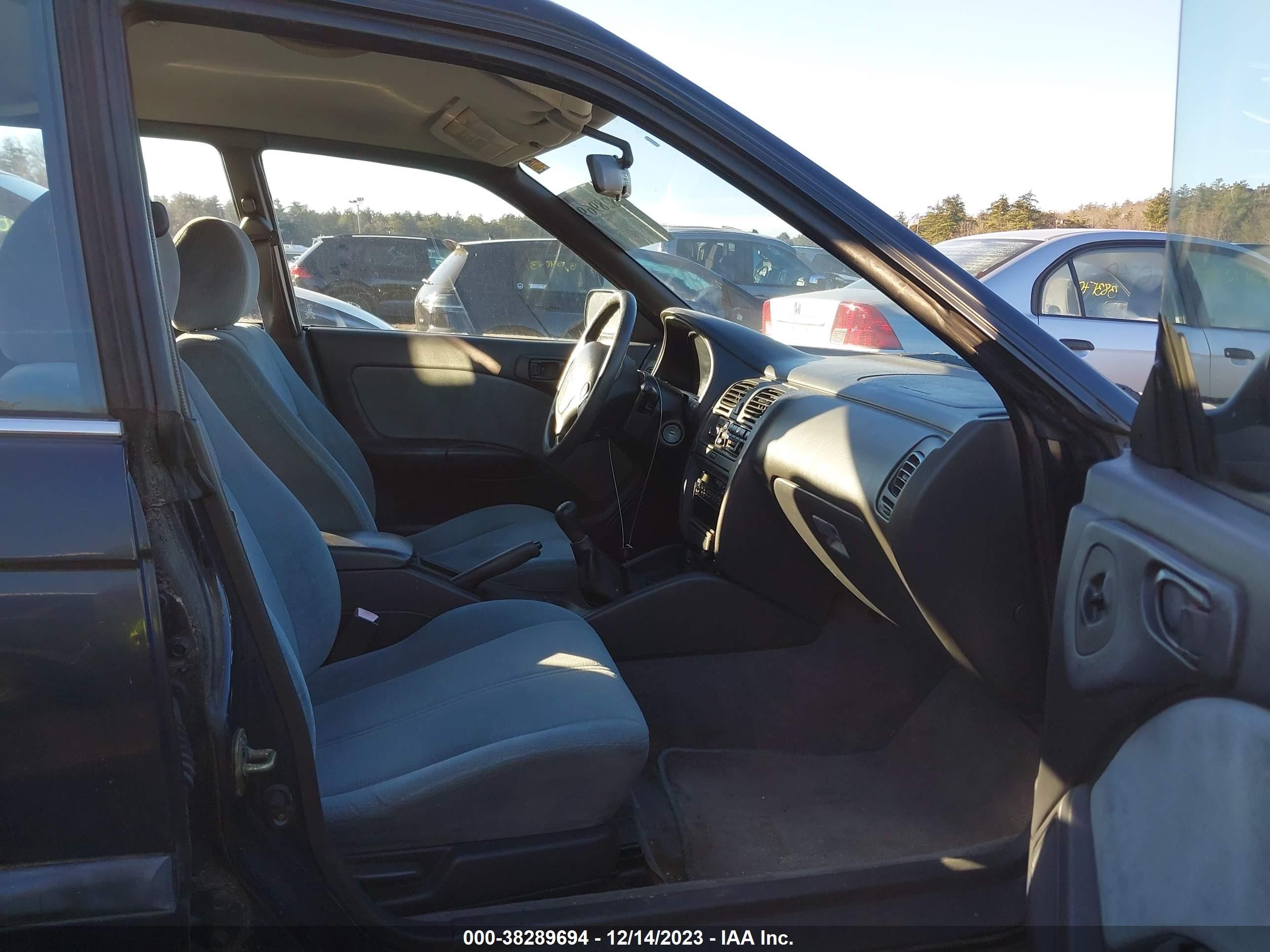 Photo 4 VIN: 4S3BK6353S6354284 - SUBARU LEGACY 