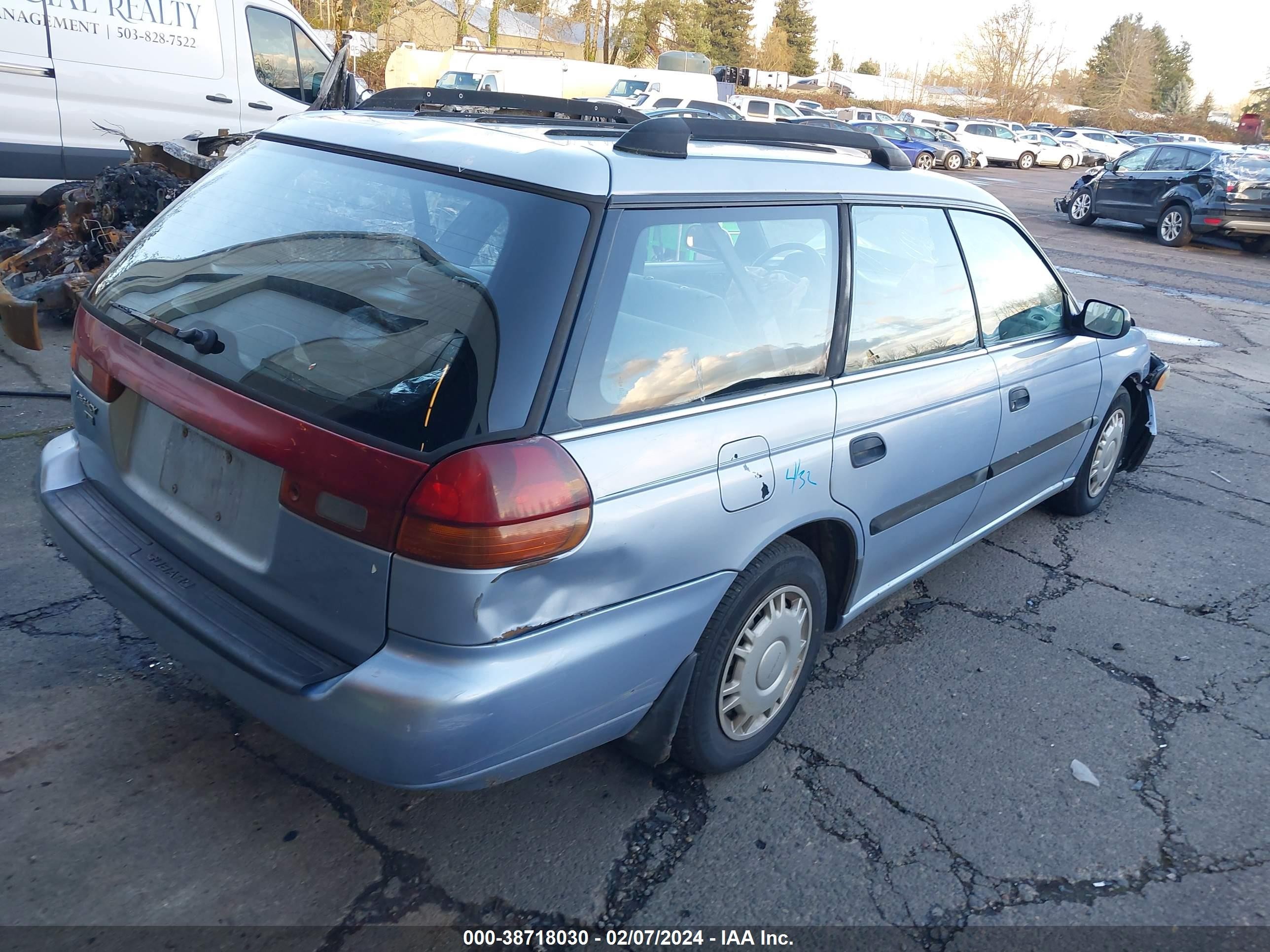 Photo 3 VIN: 4S3BK6359S7319663 - SUBARU LEGACY 