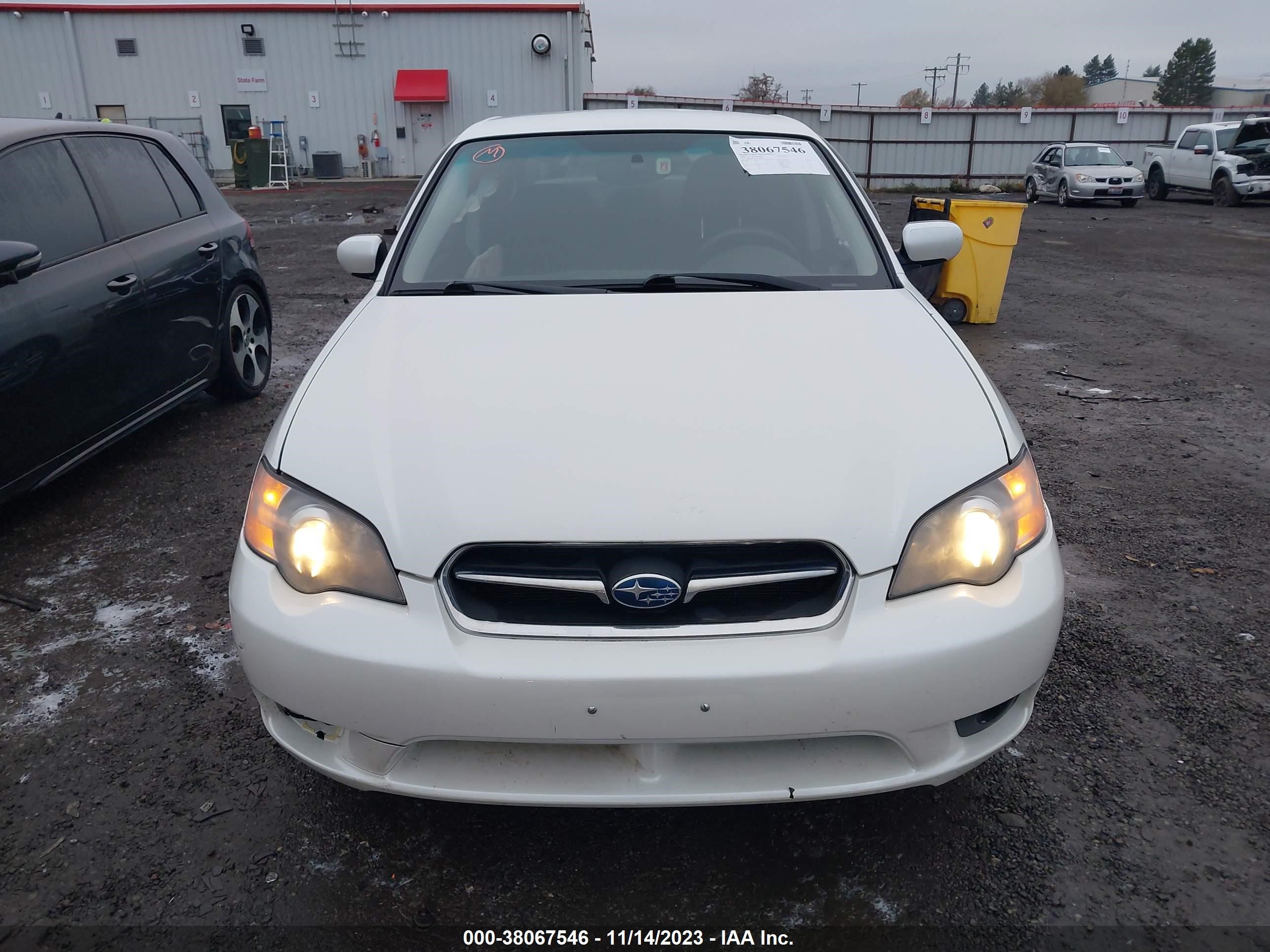 Photo 11 VIN: 4S3BL616557209478 - SUBARU LEGACY 