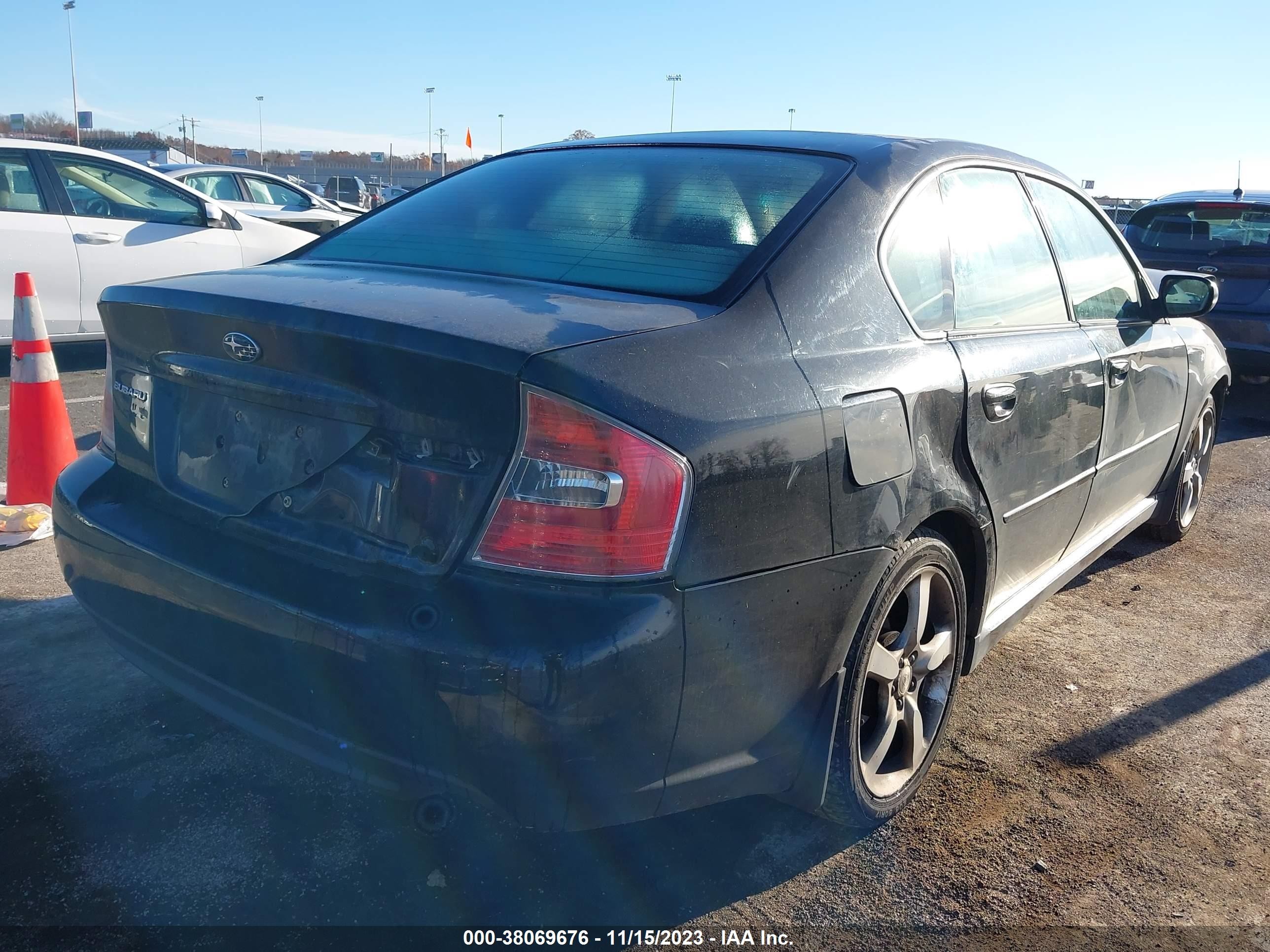 Photo 3 VIN: 4S3BL626467219757 - SUBARU LEGACY 