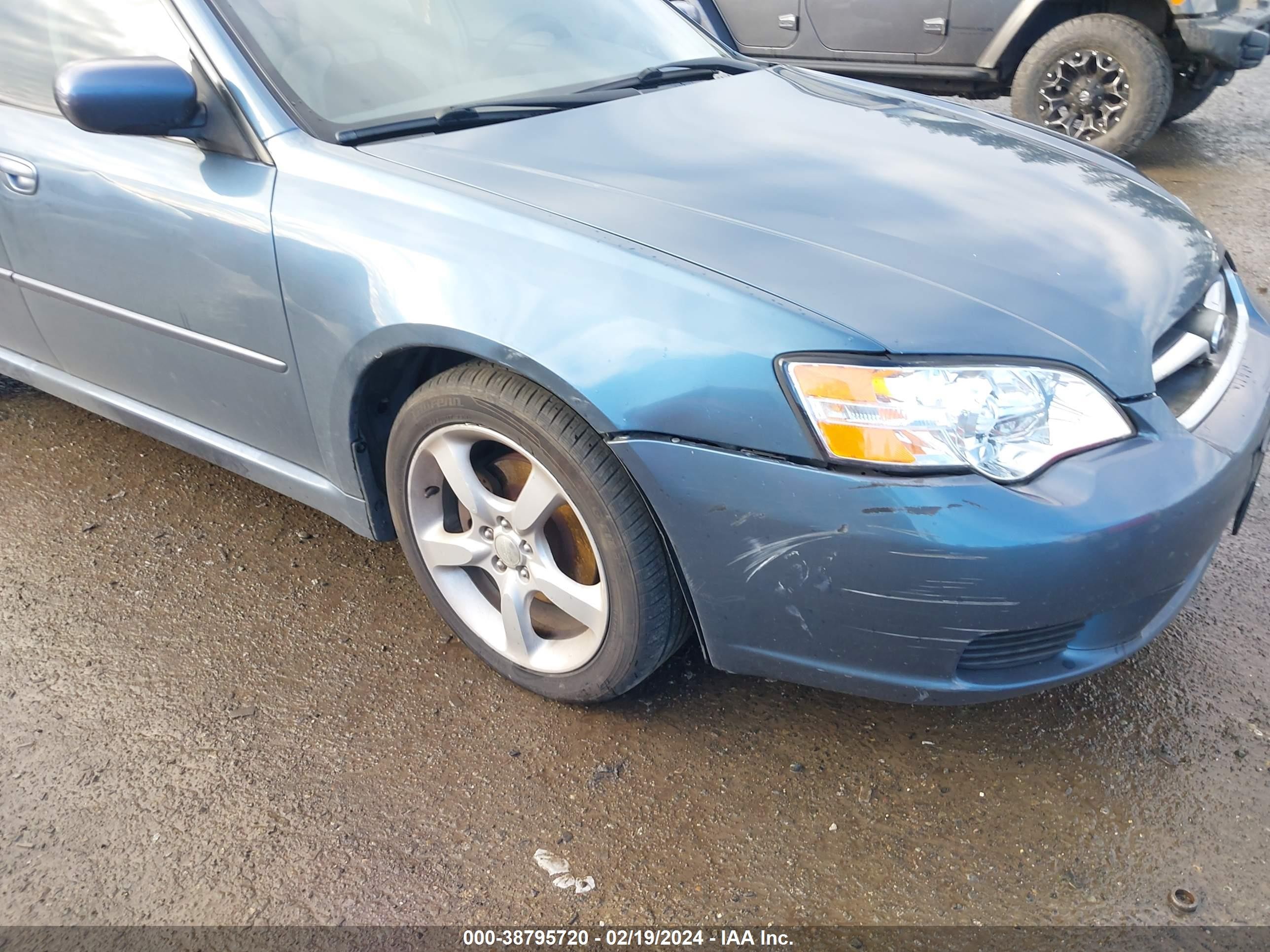 Photo 5 VIN: 4S3BL626567217158 - SUBARU LEGACY 