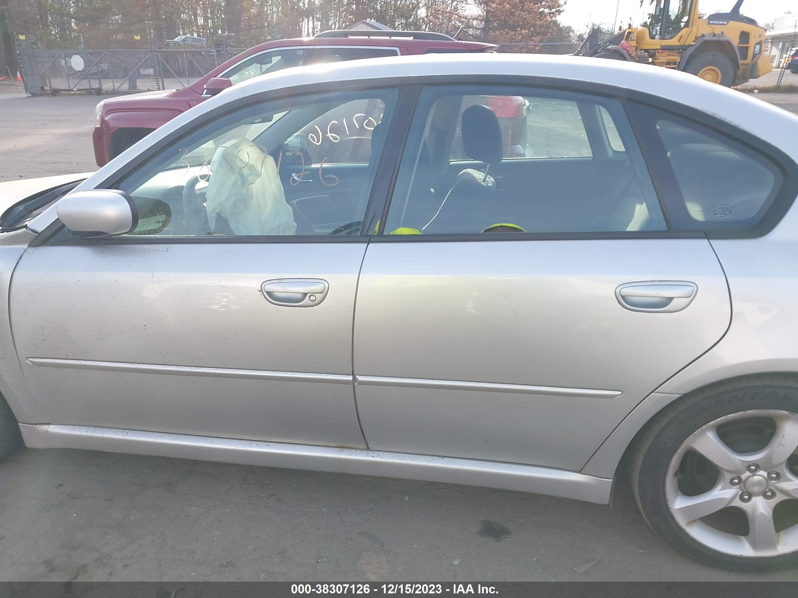 Photo 14 VIN: 4S3BL626867202007 - SUBARU LEGACY 