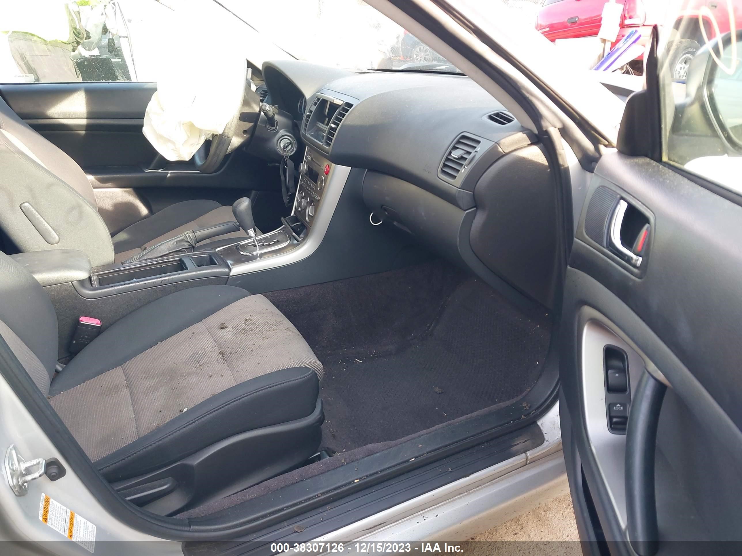 Photo 4 VIN: 4S3BL626867202007 - SUBARU LEGACY 