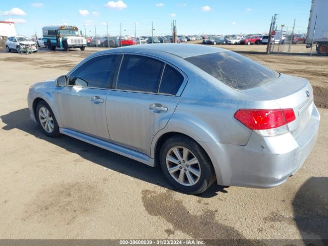 Photo 2 VIN: 4S3BMBA60C3028315 - SUBARU LEGACY 