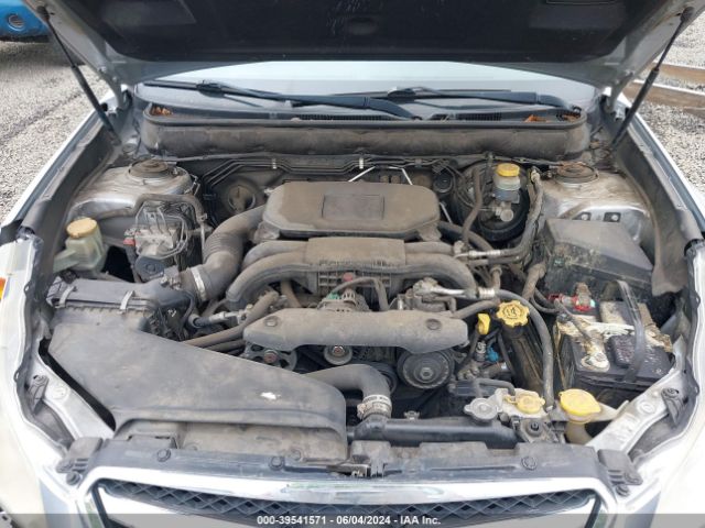 Photo 9 VIN: 4S3BMBA67C3033933 - SUBARU LEGACY 