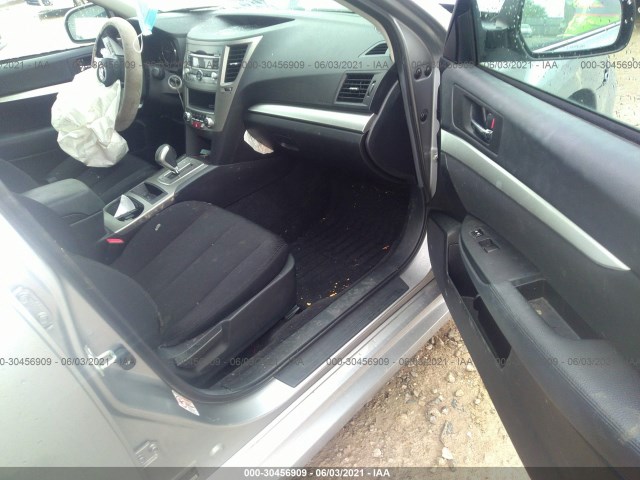 Photo 4 VIN: 4S3BMBA6XB3221862 - SUBARU LEGACY 