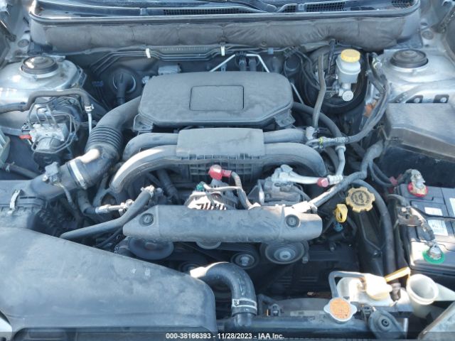 Photo 9 VIN: 4S3BMBB60C3037000 - SUBARU LEGACY 