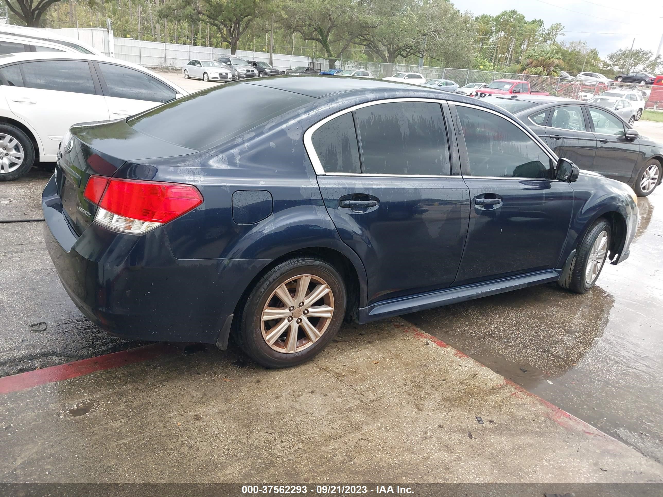 Photo 3 VIN: 4S3BMBB64C3033435 - SUBARU LEGACY 