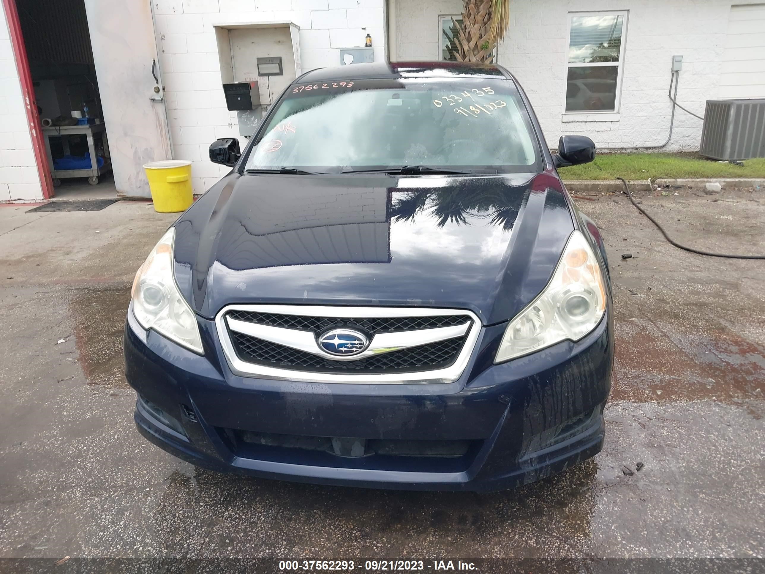 Photo 5 VIN: 4S3BMBB64C3033435 - SUBARU LEGACY 