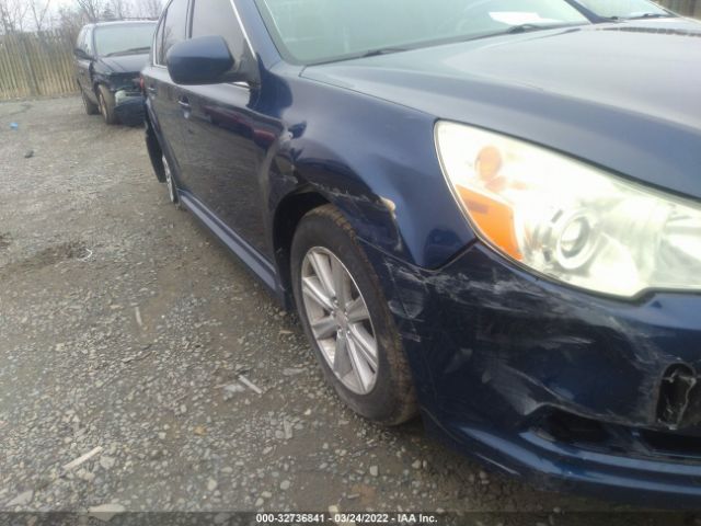 Photo 5 VIN: 4S3BMBB67B3228654 - SUBARU LEGACY 