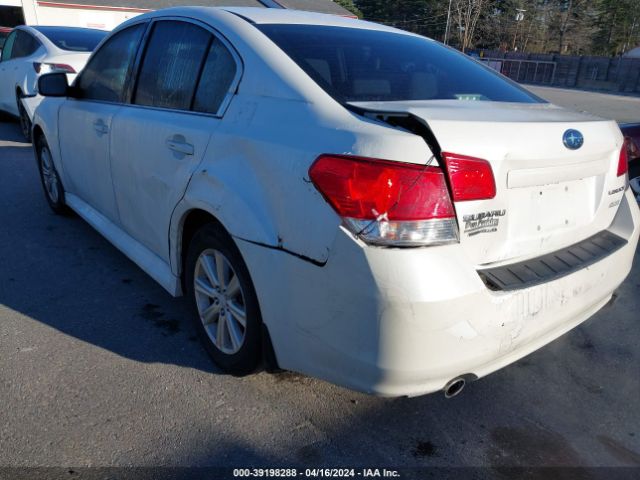 Photo 5 VIN: 4S3BMBC60B3249862 - SUBARU LEGACY 