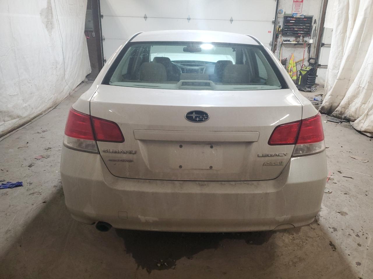 Photo 5 VIN: 4S3BMBC60D3039104 - SUBARU LEGACY 