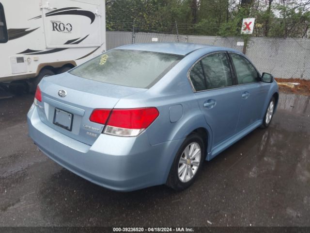 Photo 3 VIN: 4S3BMBC61B3240605 - SUBARU LEGACY 